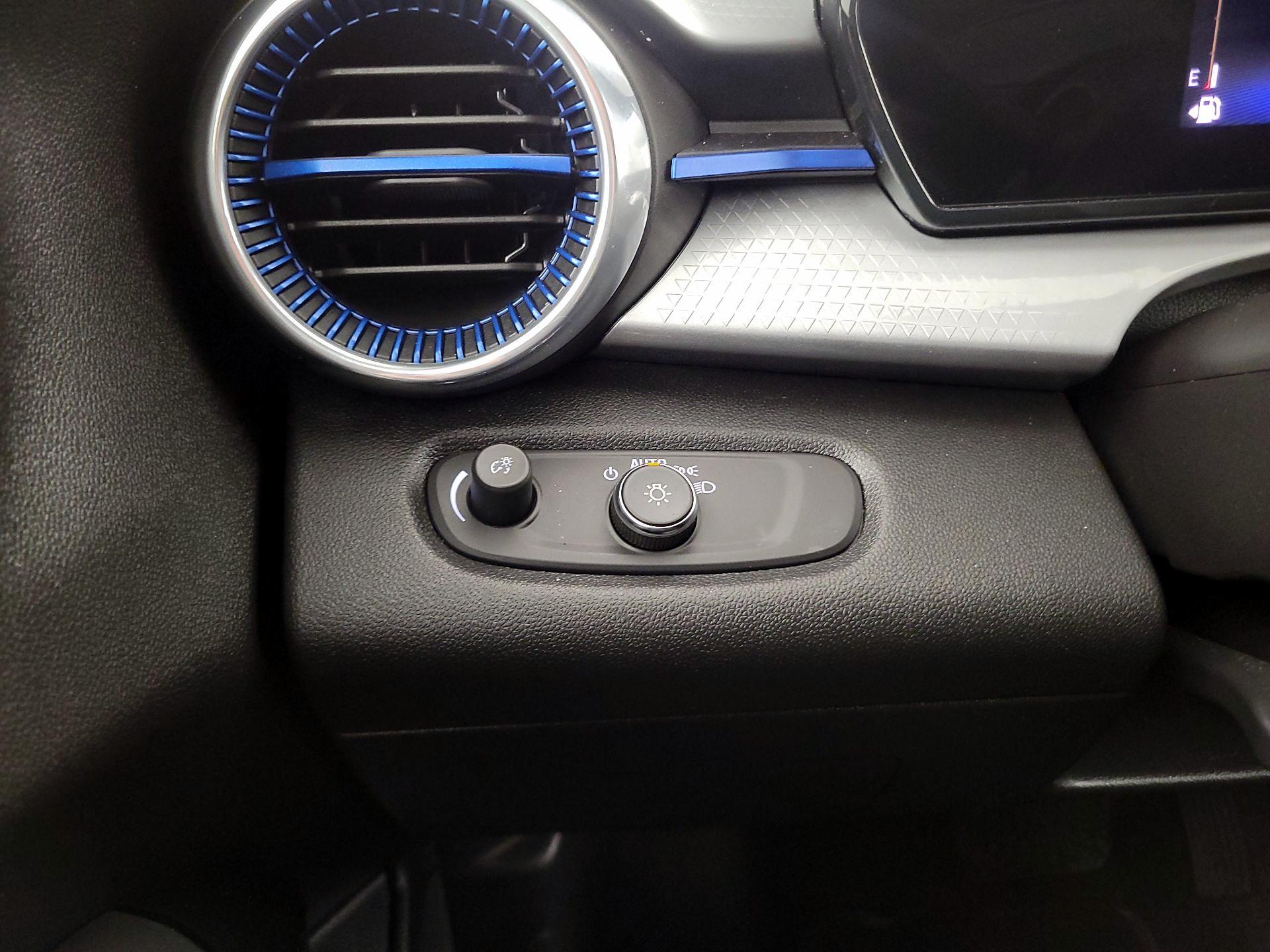 Thumbnail: 2024 Chevrolet Trax - 13