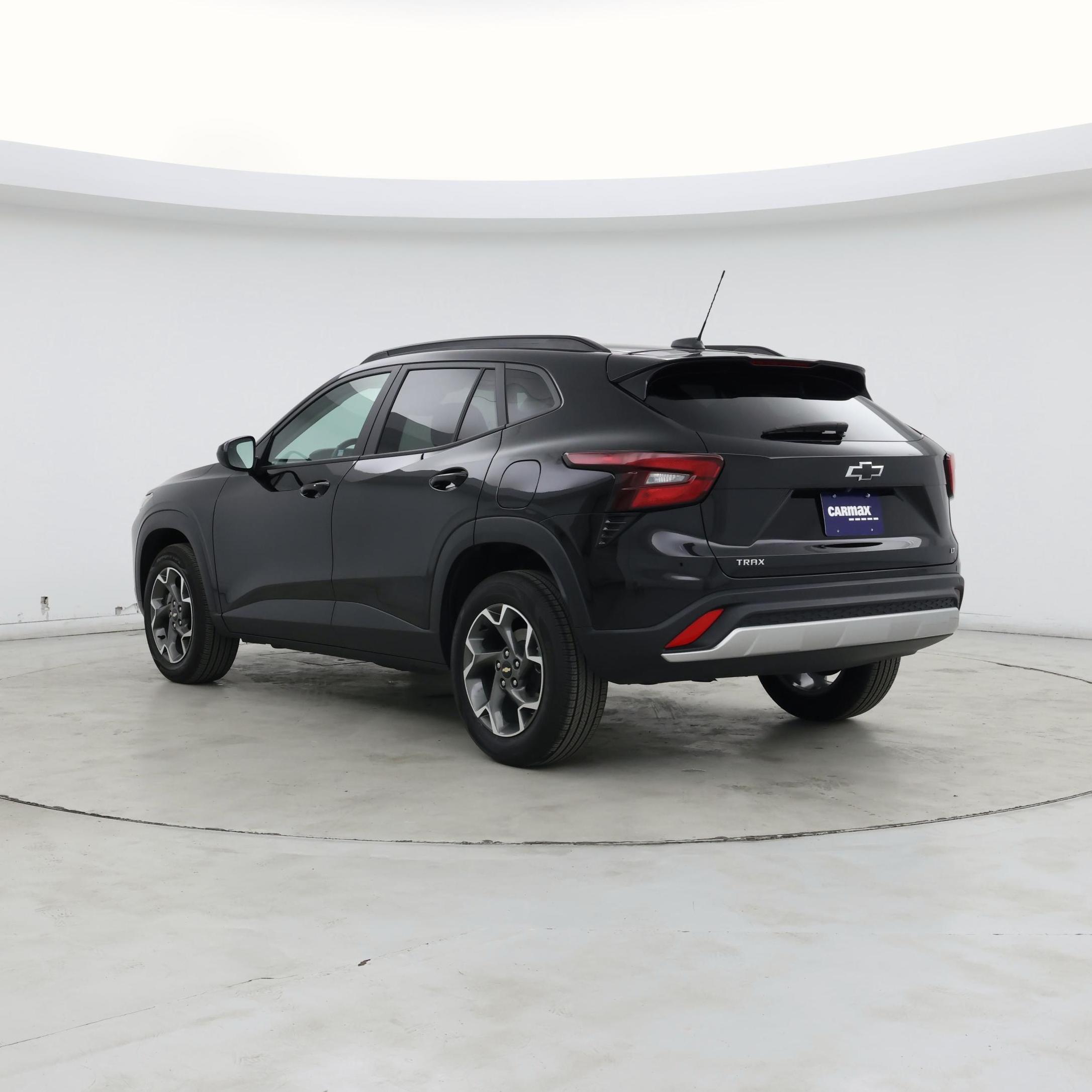 Thumbnail: 2024 Chevrolet Trax - 2