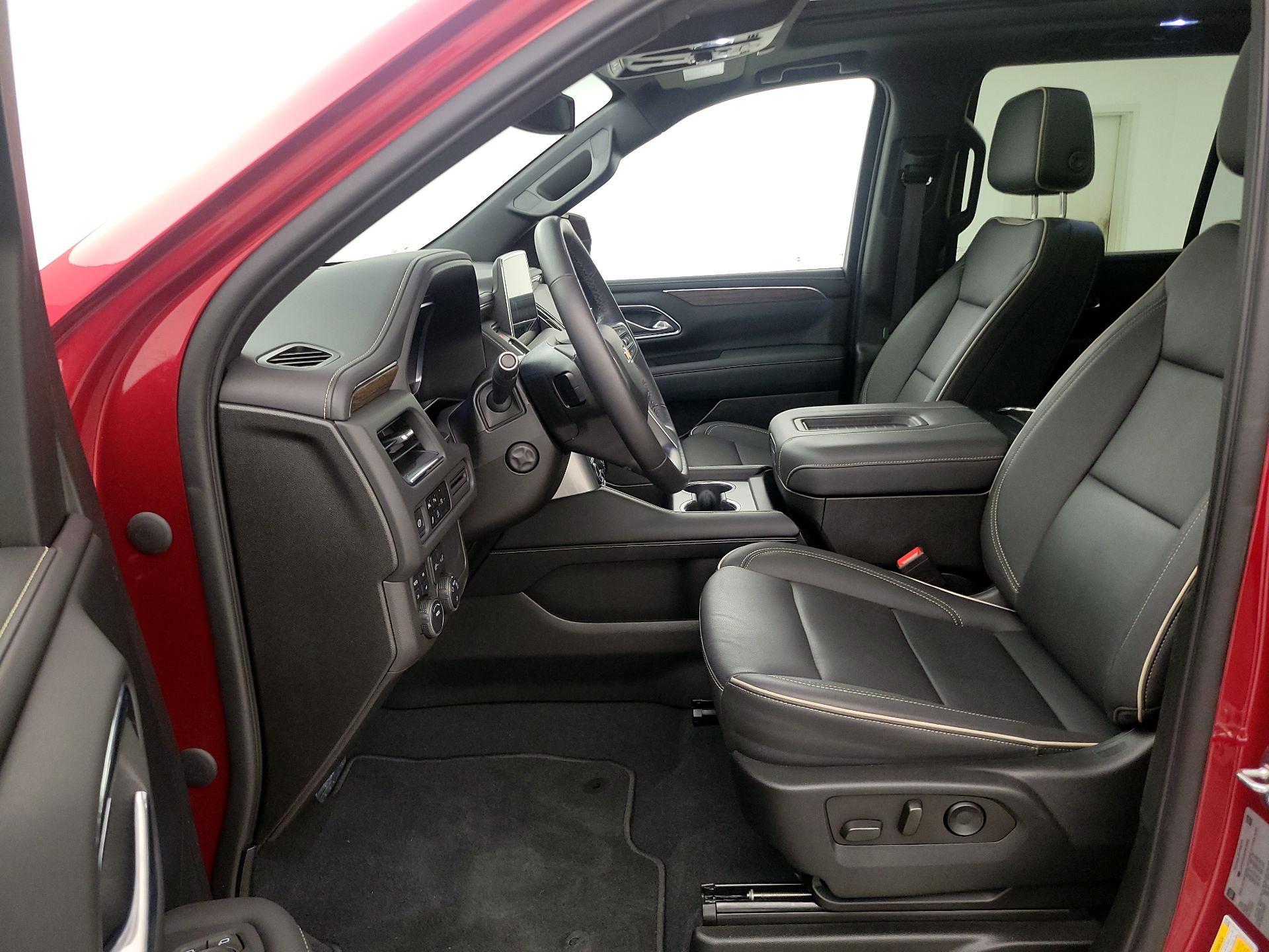 Thumbnail: 2023 Chevrolet Tahoe - 11