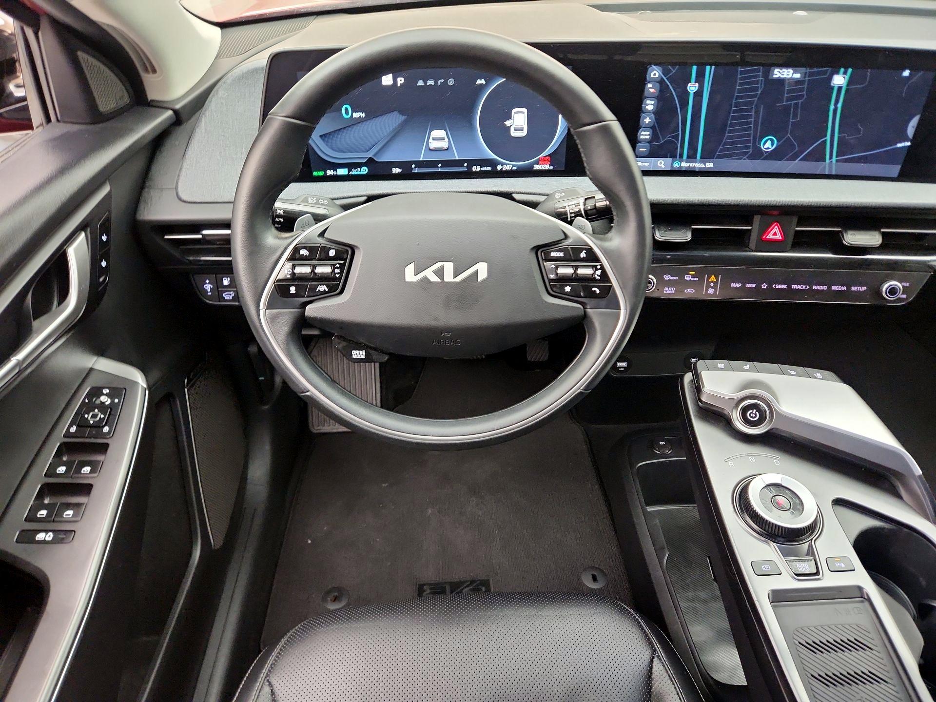 Thumbnail: 2023 Kia EV6 - 10