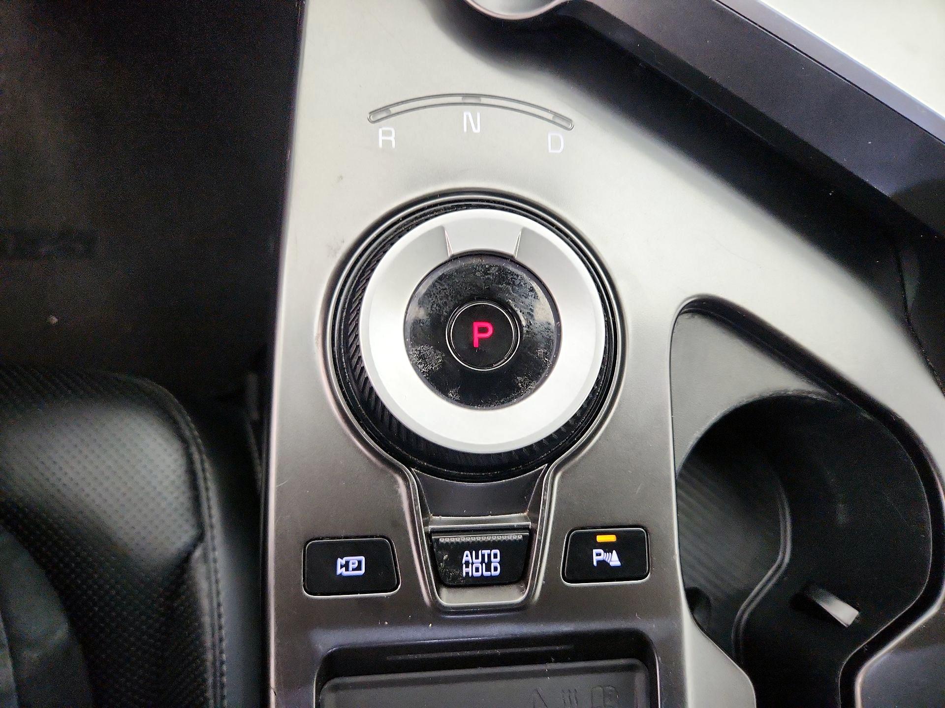 Thumbnail: 2023 Kia EV6 - 18