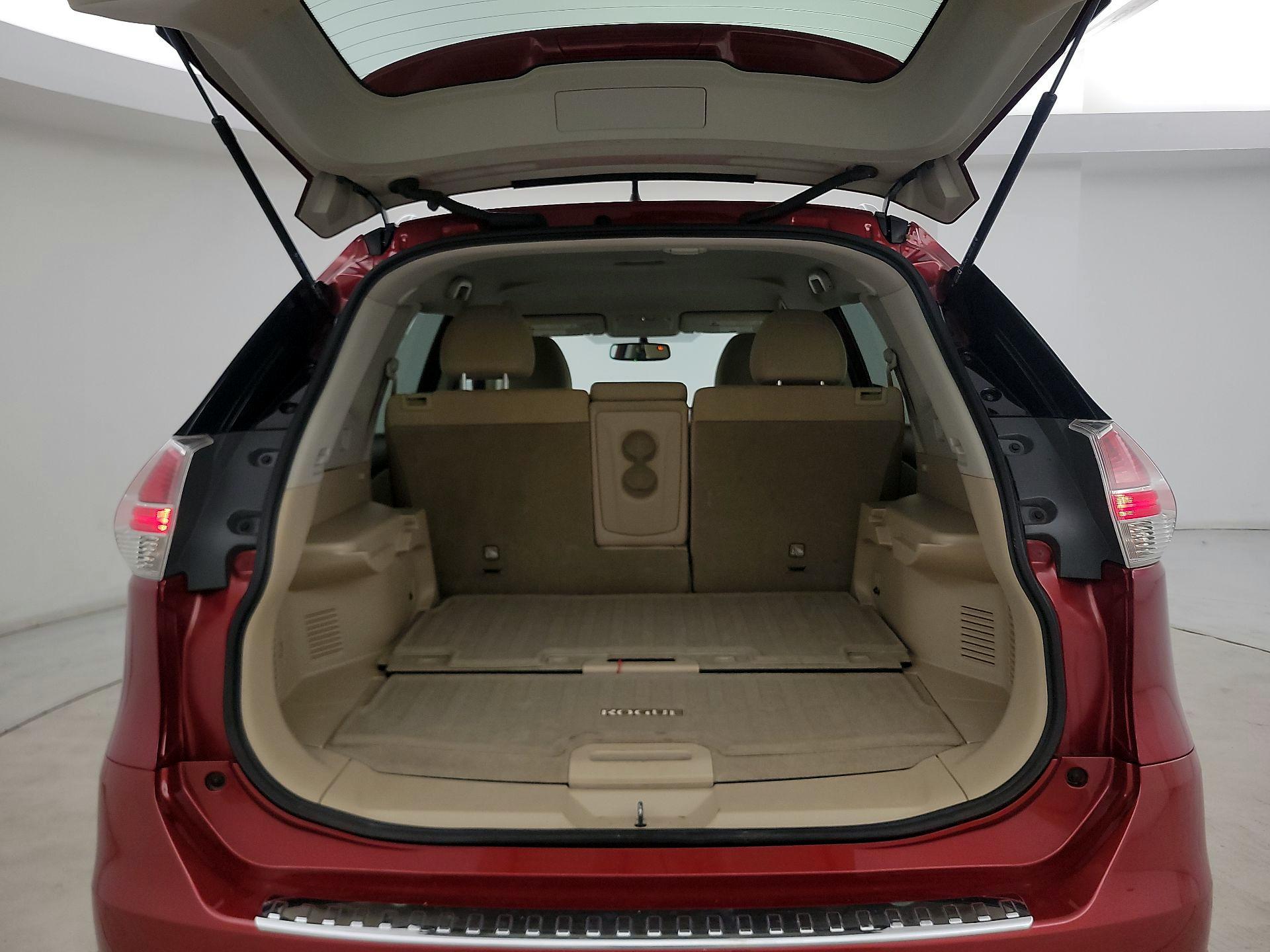 Thumbnail: 2015 Nissan Rogue - 20