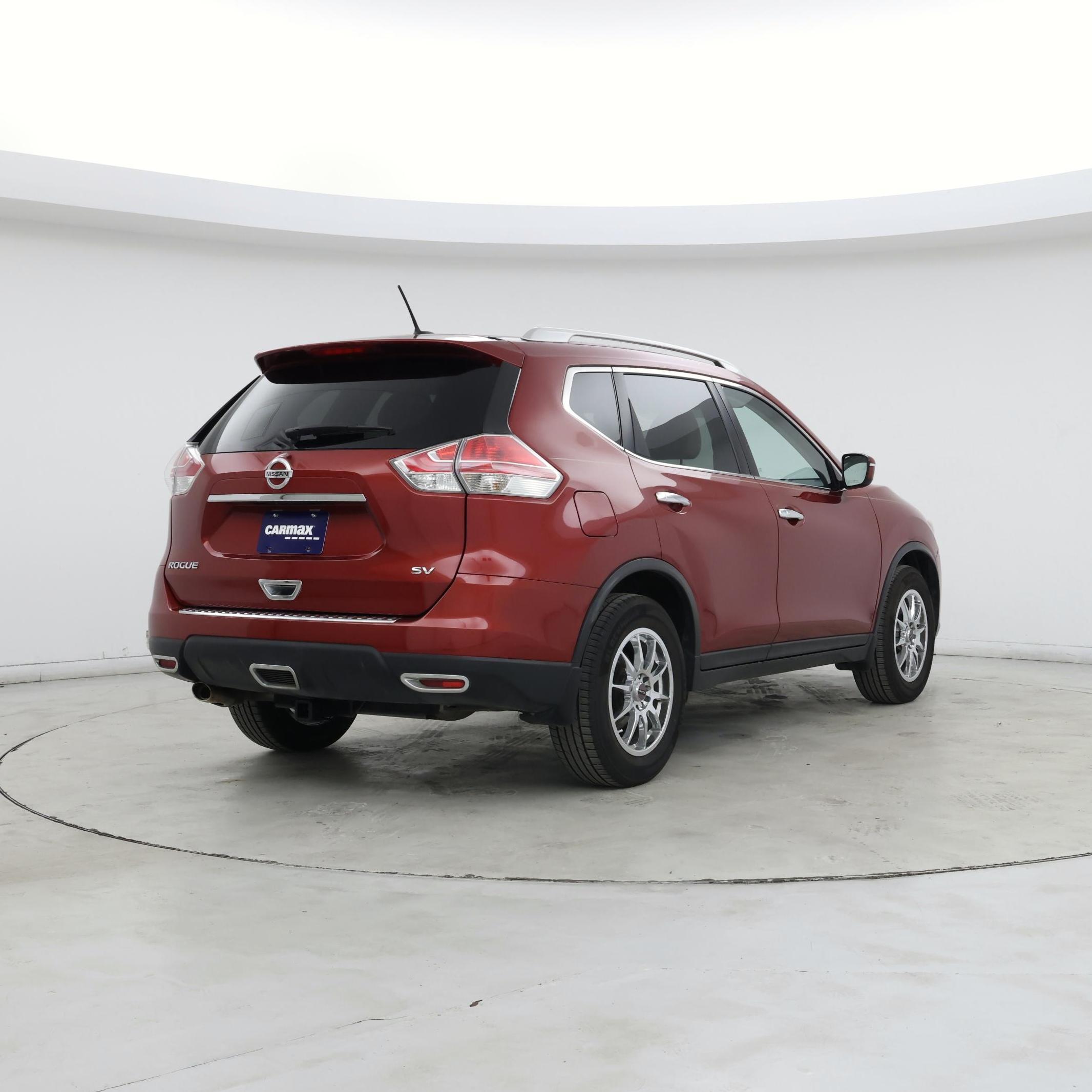 Thumbnail: 2015 Nissan Rogue - 8