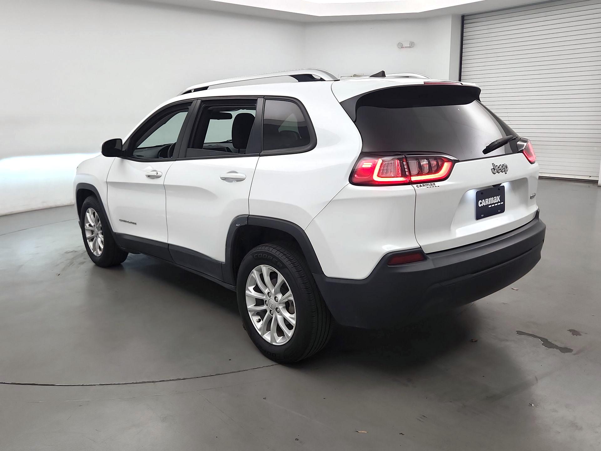 Thumbnail: 2020 Jeep Cherokee - 7