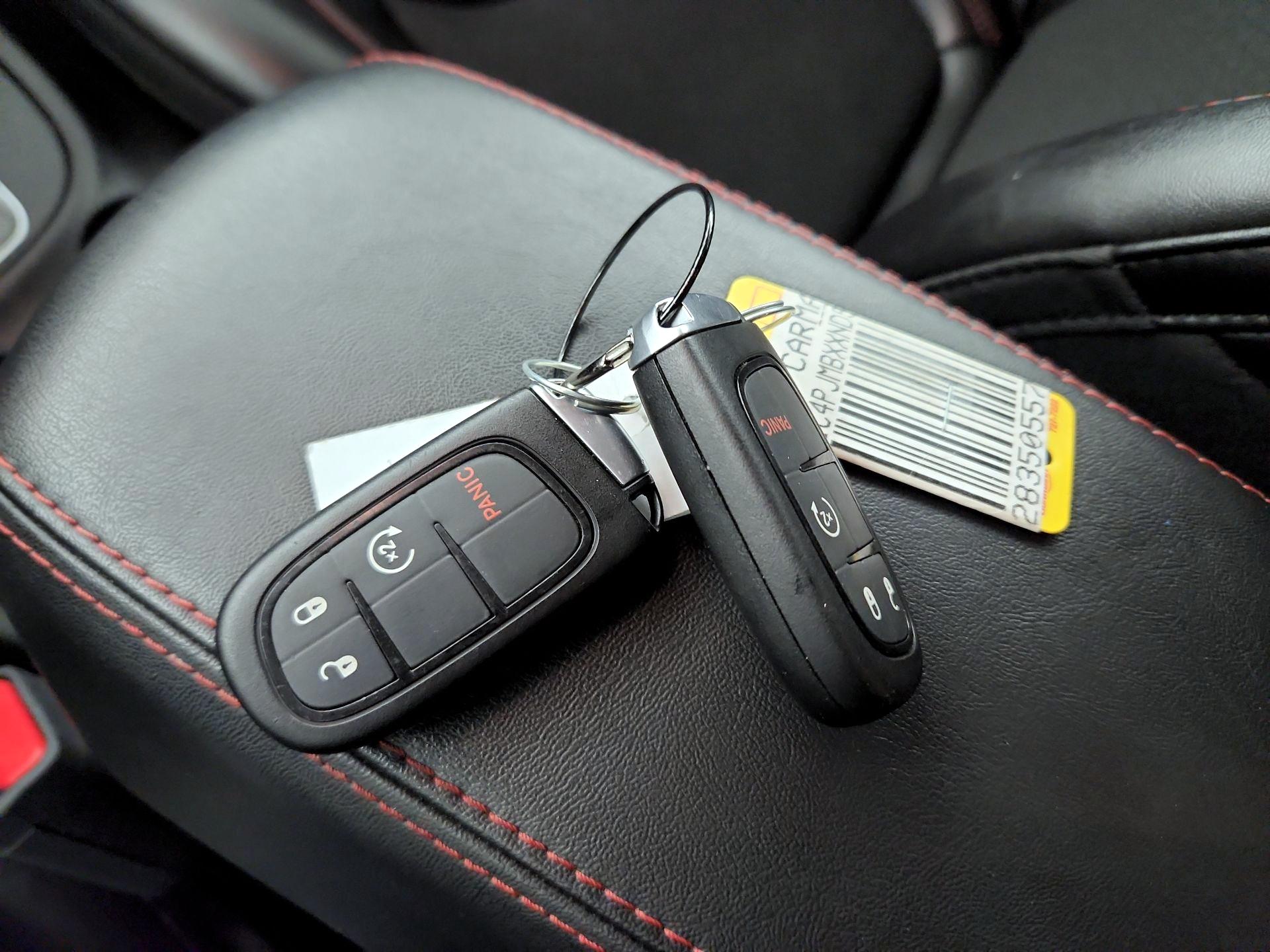 Thumbnail: 2022 Jeep Cherokee - 20