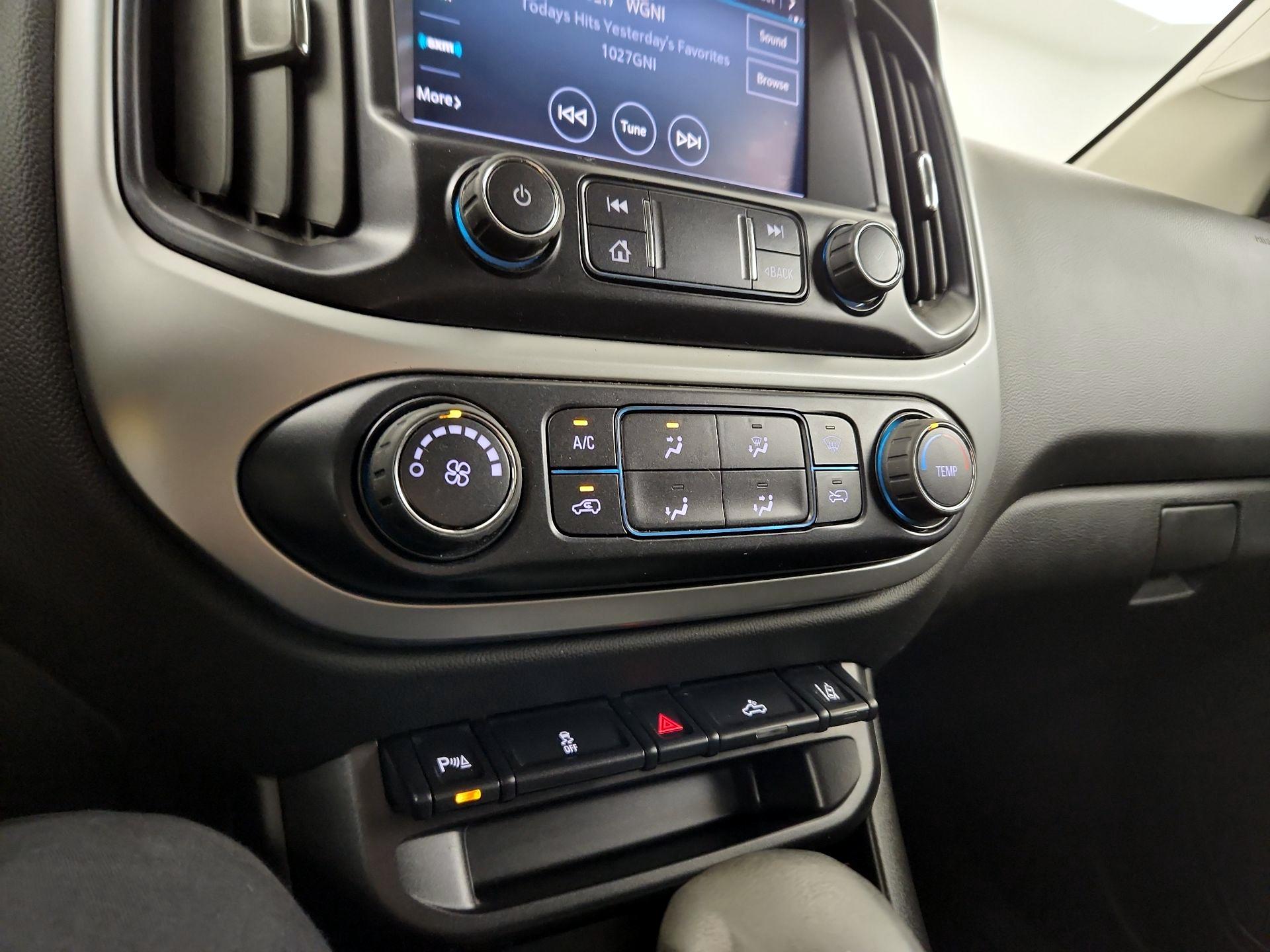 Thumbnail: 2022 Chevrolet Colorado - 14