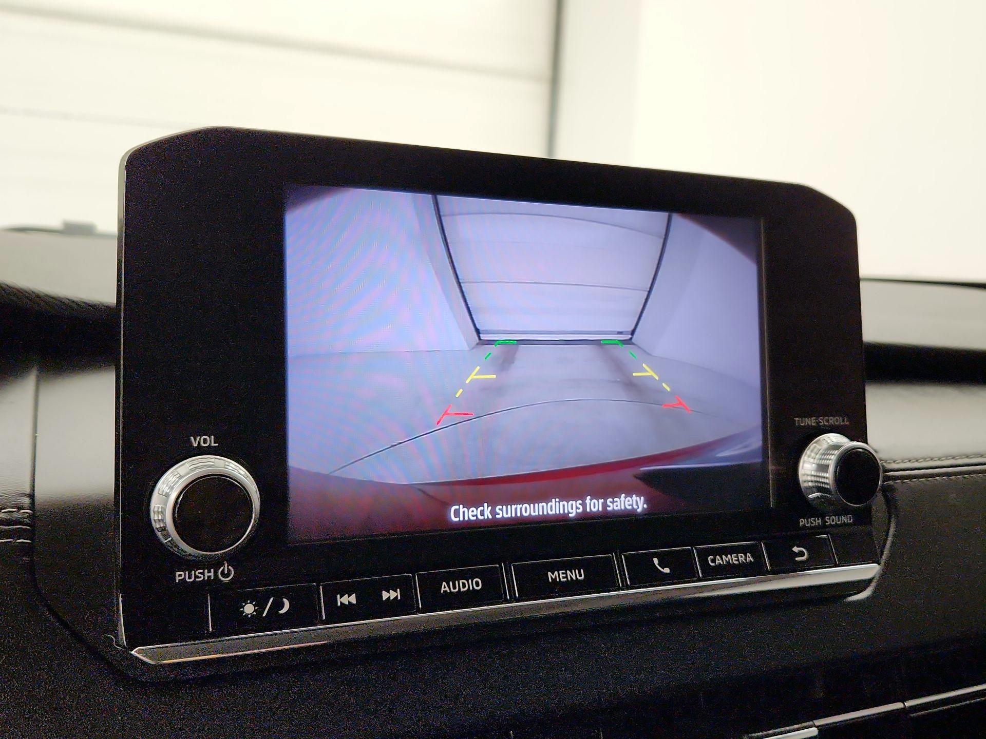 Thumbnail: 2023 Mitsubishi Outlander - 14