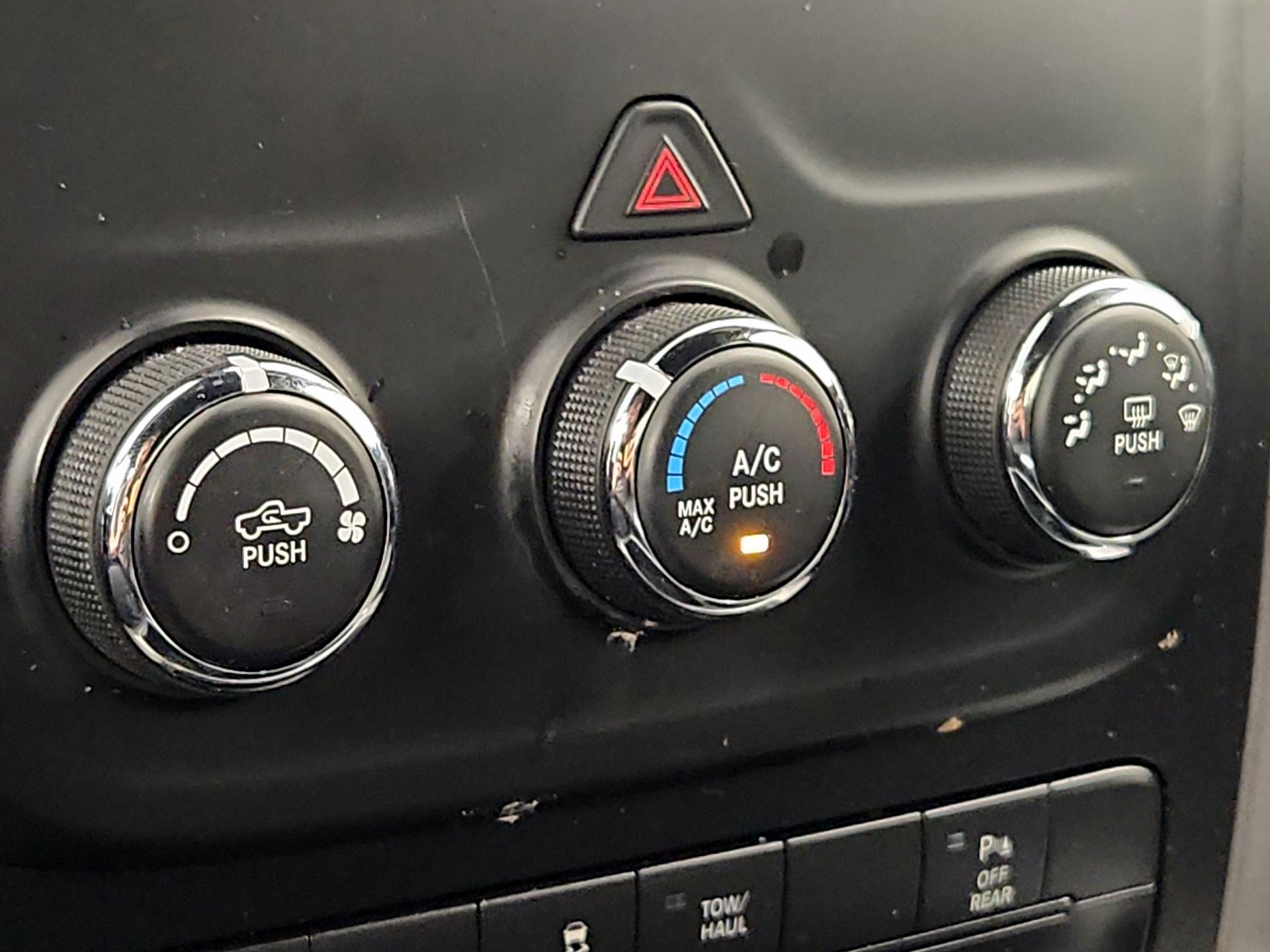 Thumbnail: 2022 RAM 1500 Classic - 16