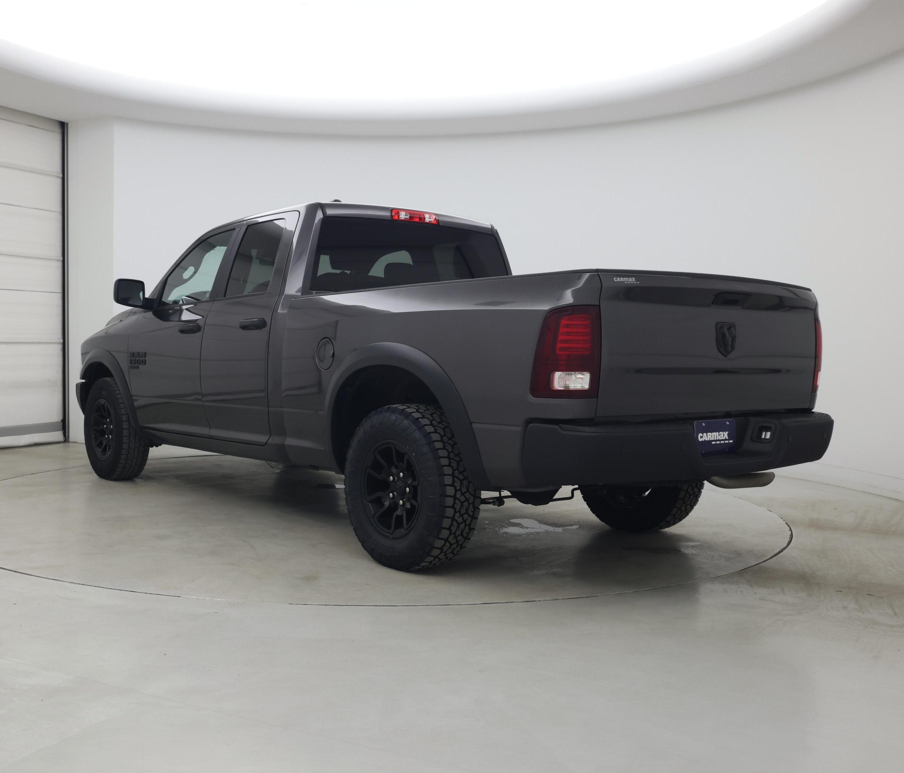 Thumbnail: 2022 RAM 1500 Classic - 2