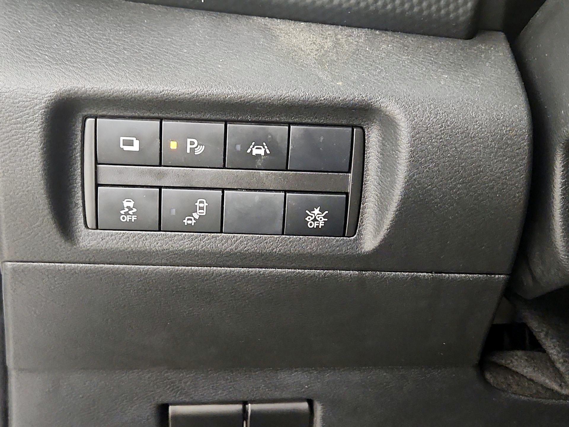 Thumbnail: 2022 Nissan Kicks - 11