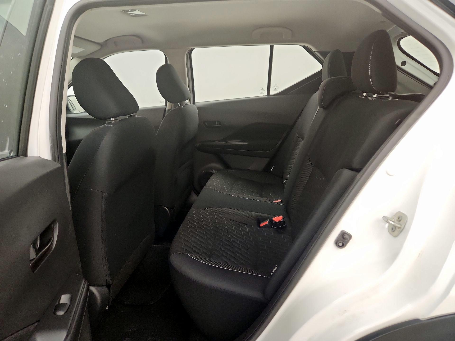 Thumbnail: 2022 Nissan Kicks - 17