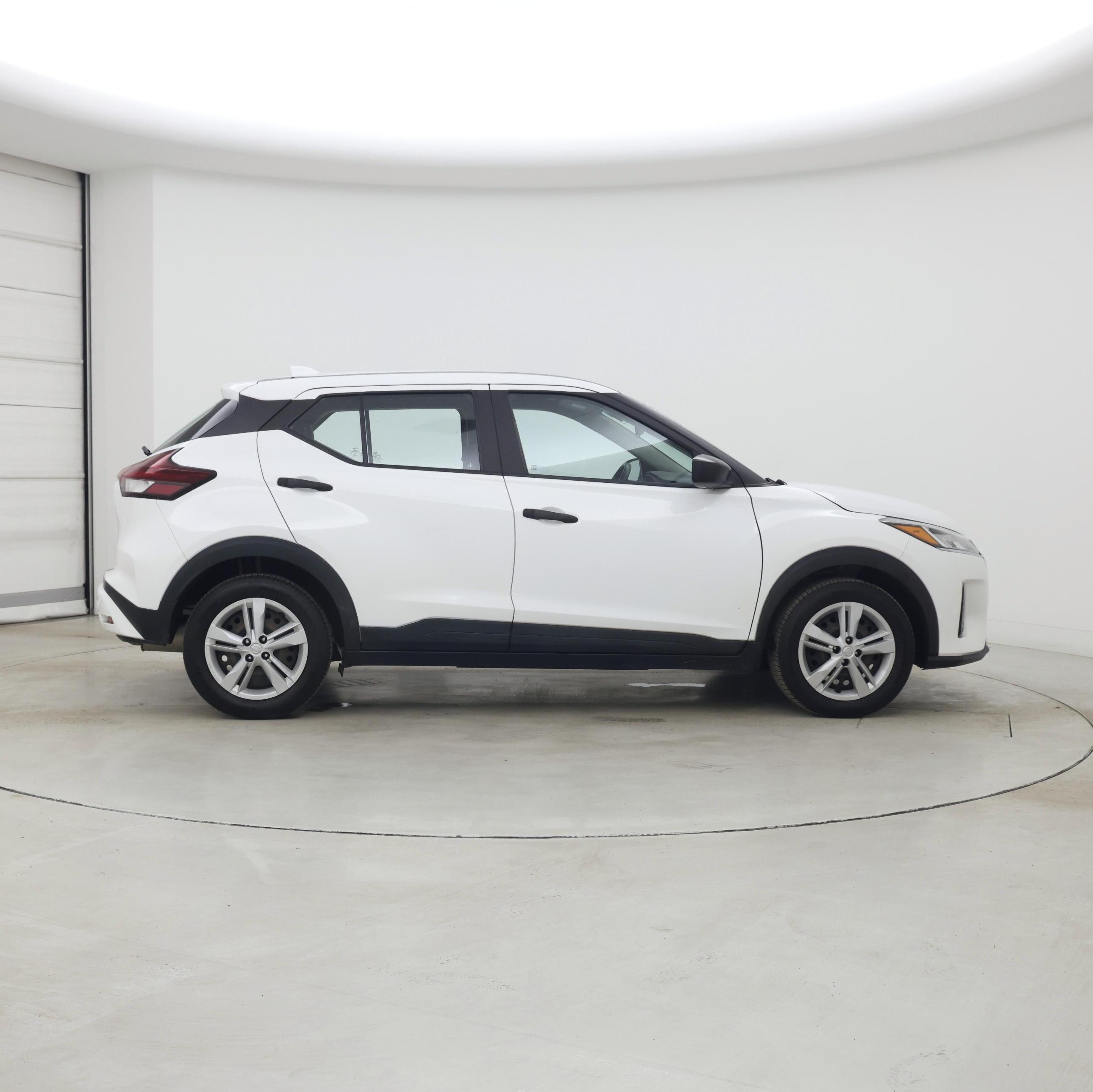 Thumbnail: 2022 Nissan Kicks - 7