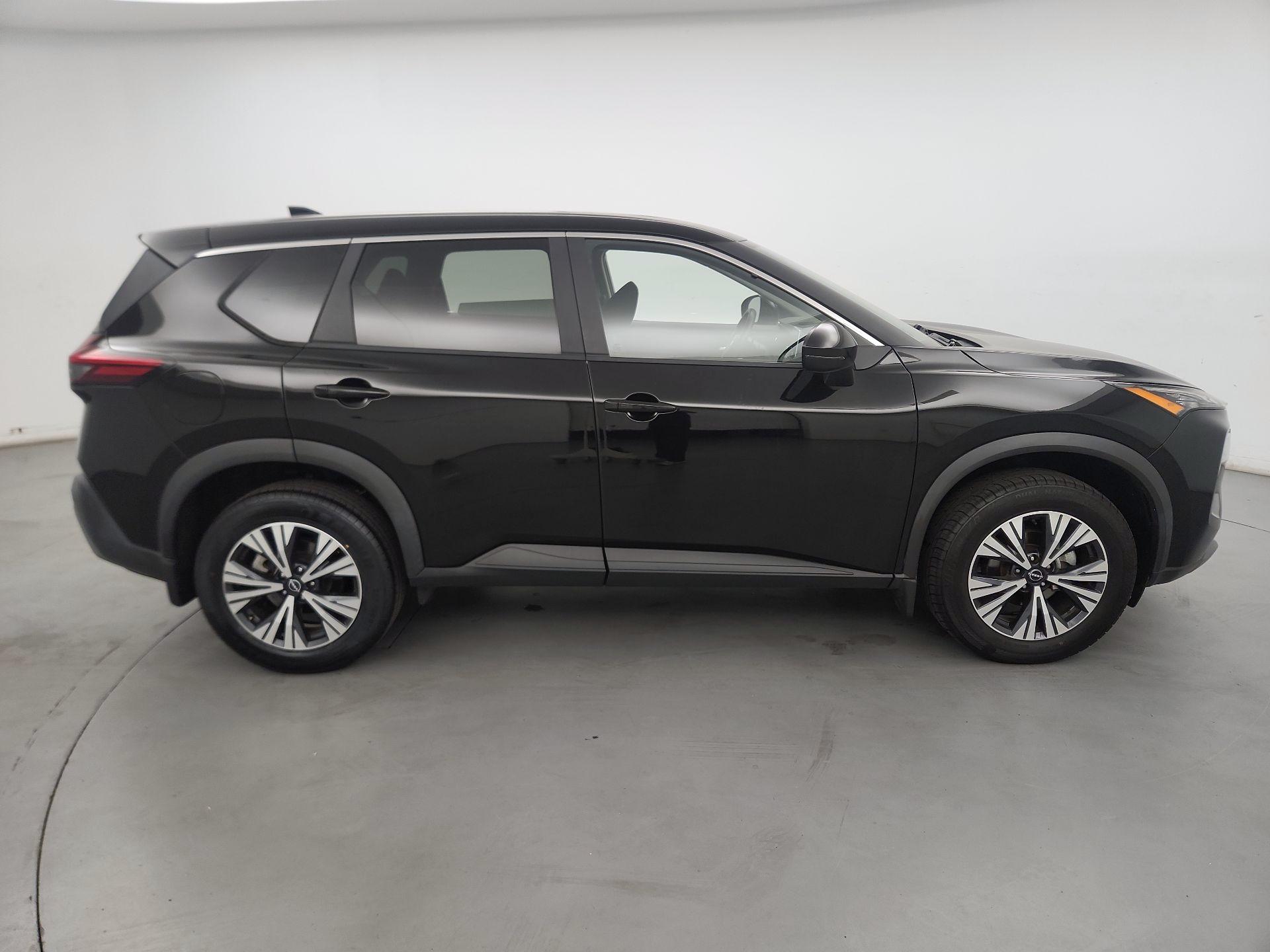 Thumbnail: 2023 Nissan Rogue - 4