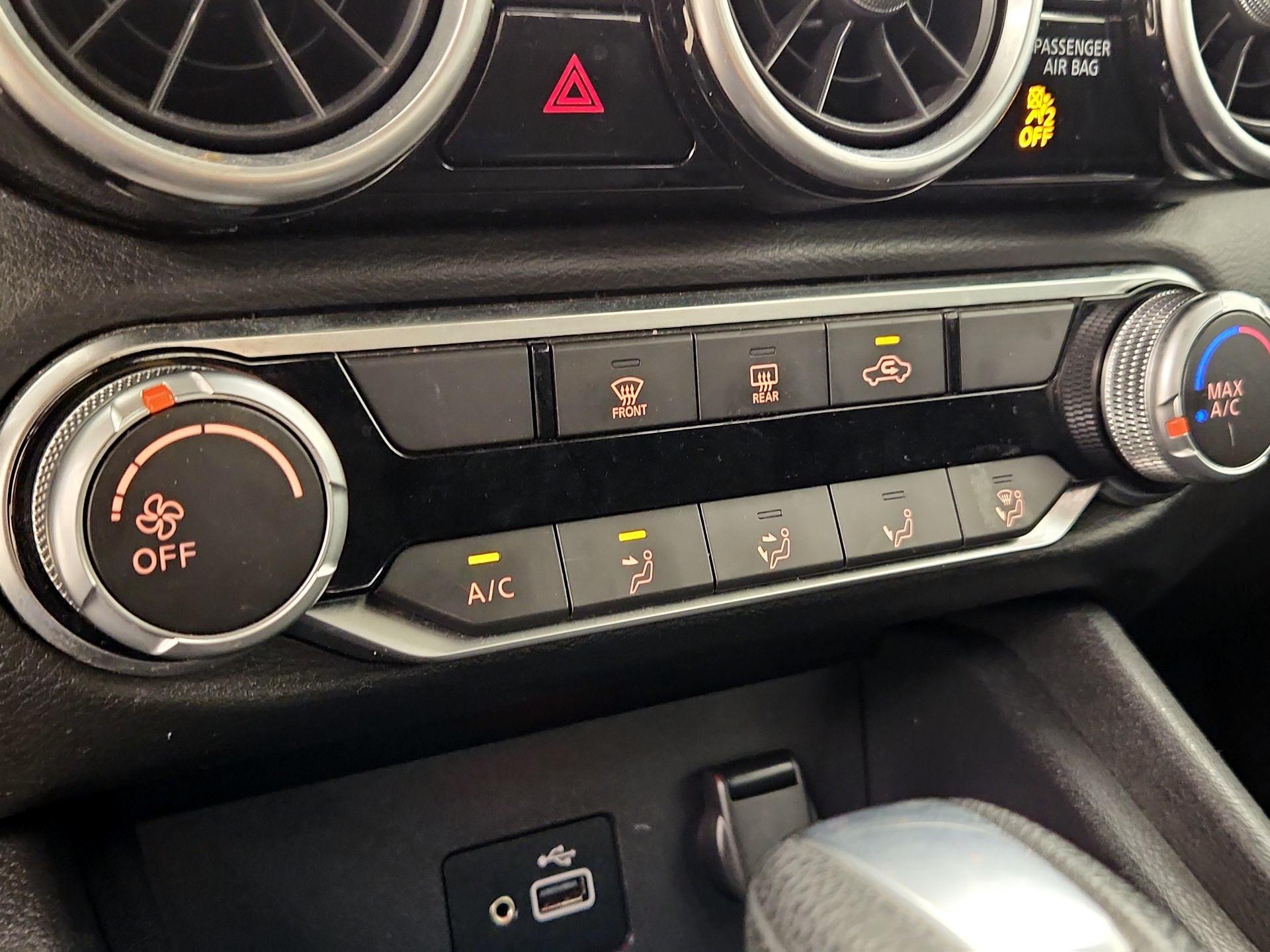 Thumbnail: 2021 Nissan Sentra - 16