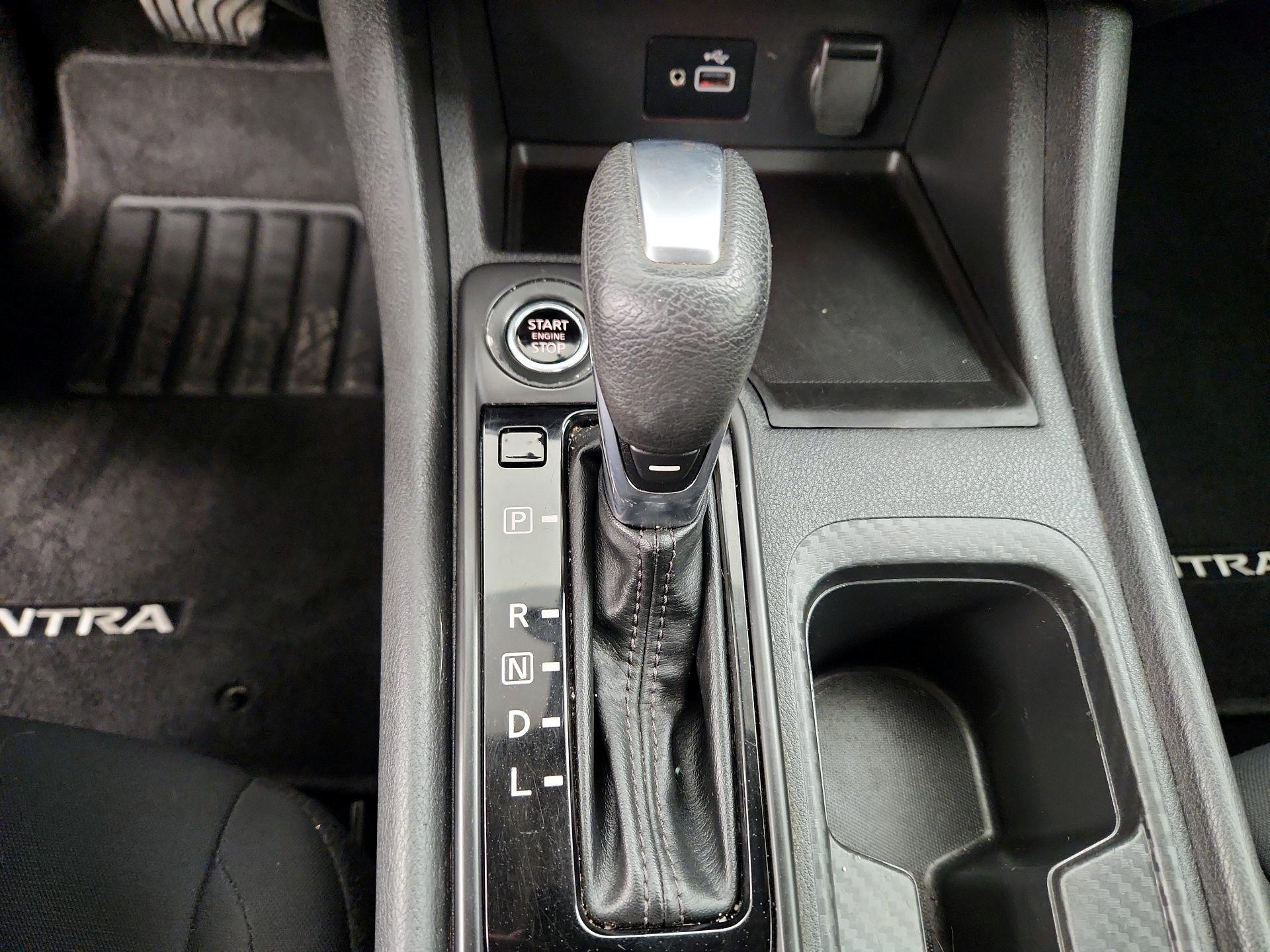 Thumbnail: 2021 Nissan Sentra - 17