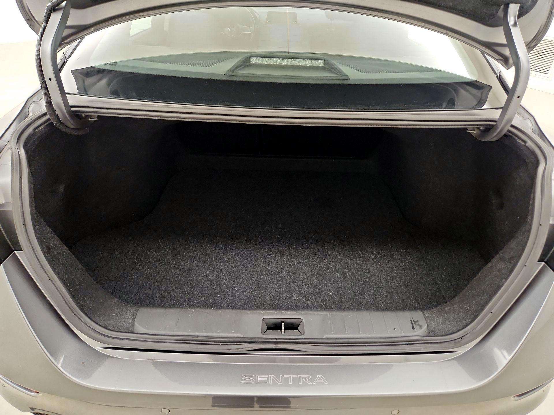 Thumbnail: 2021 Nissan Sentra - 20