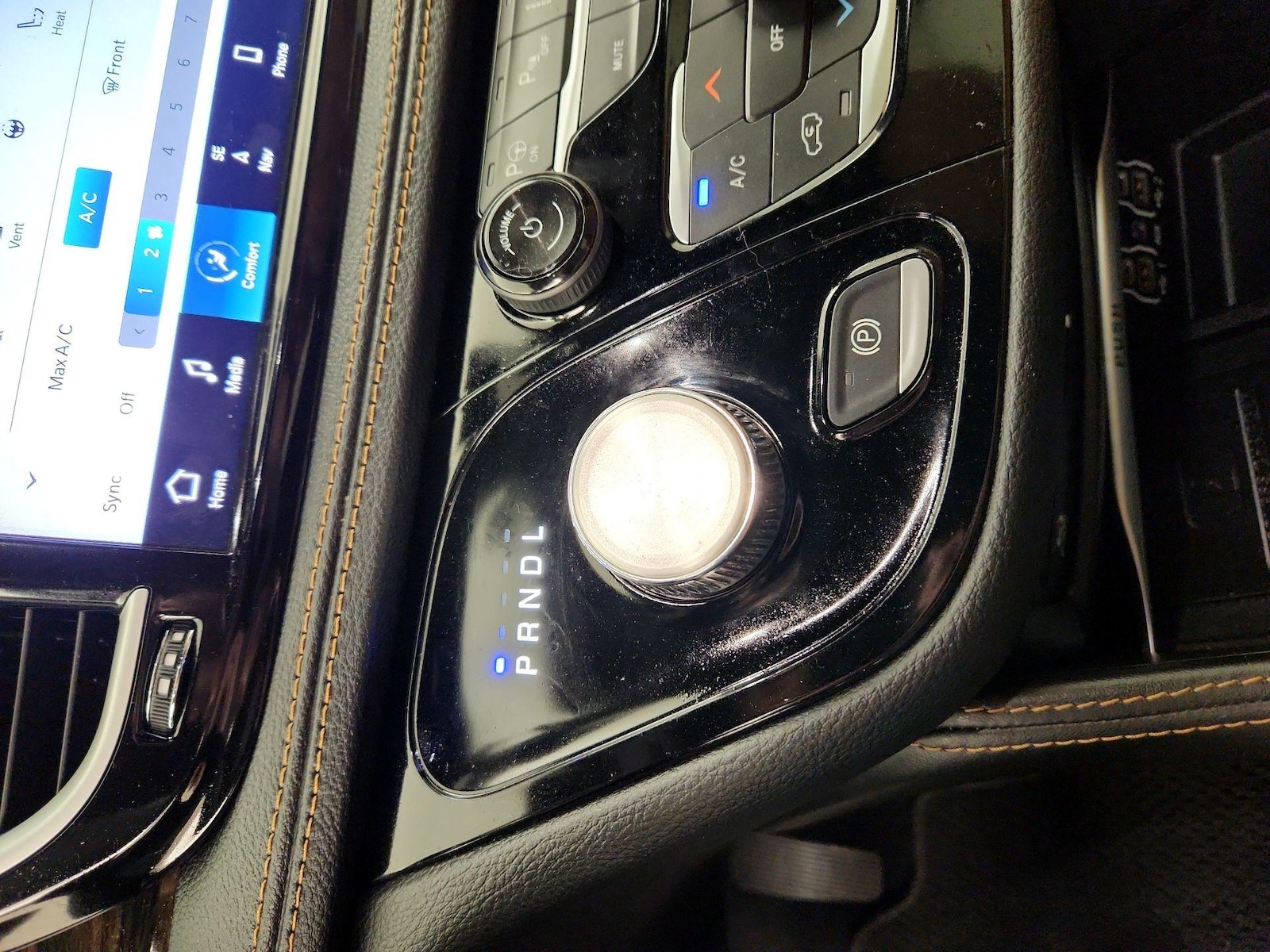 2023 Chrysler Pacifica Pinnacle - Photo 19