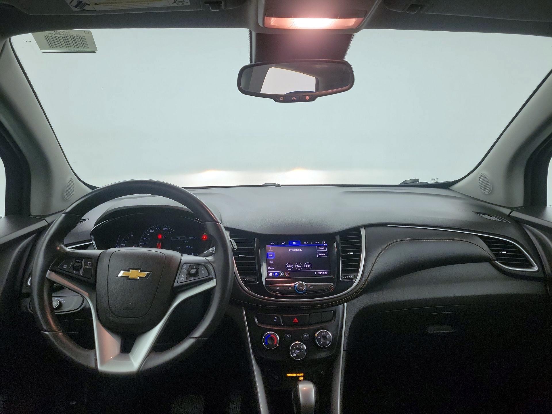 Thumbnail: 2021 Chevrolet Trax - 8