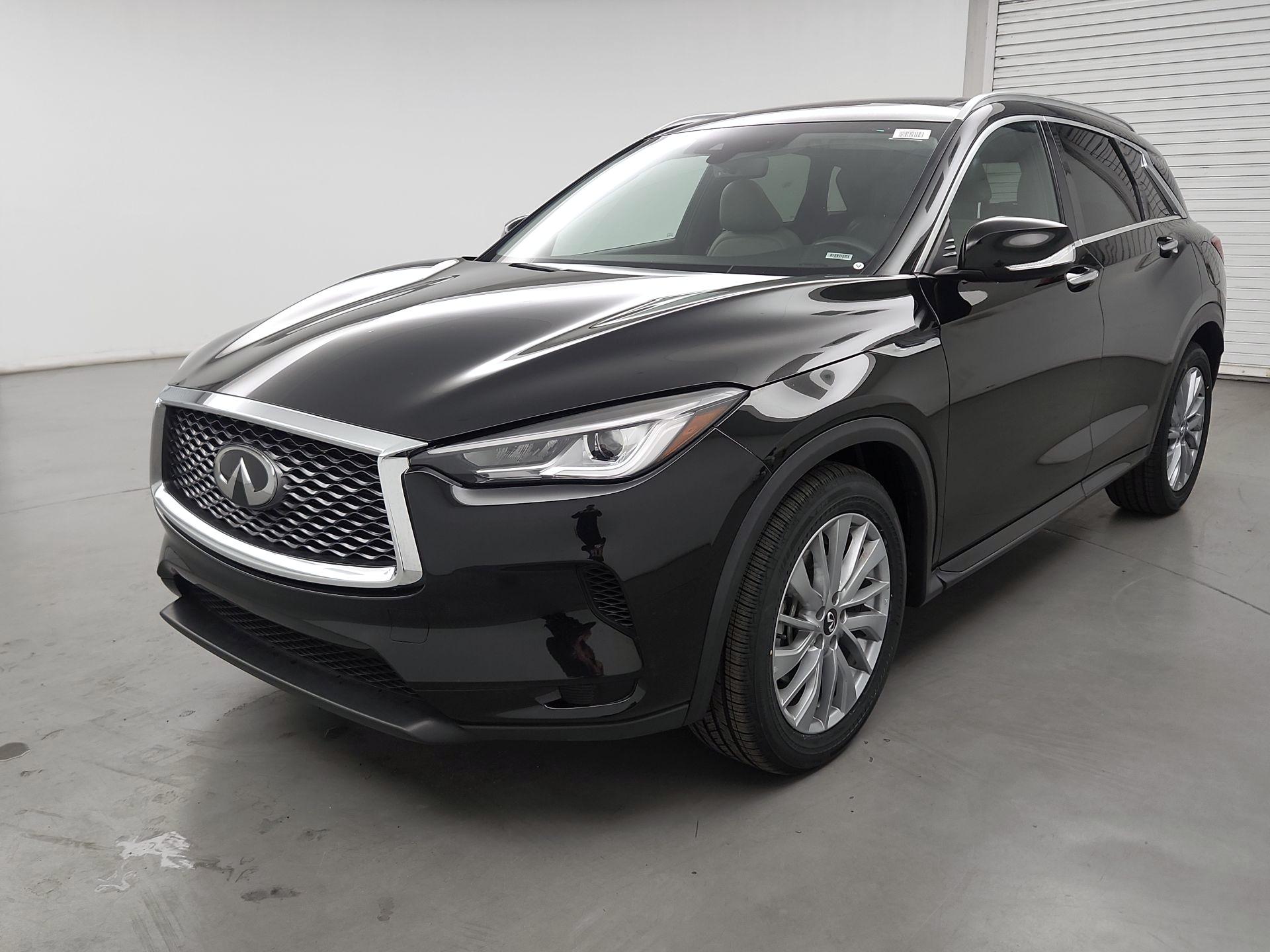 Thumbnail: 2024 INFINITI QX50 - 3