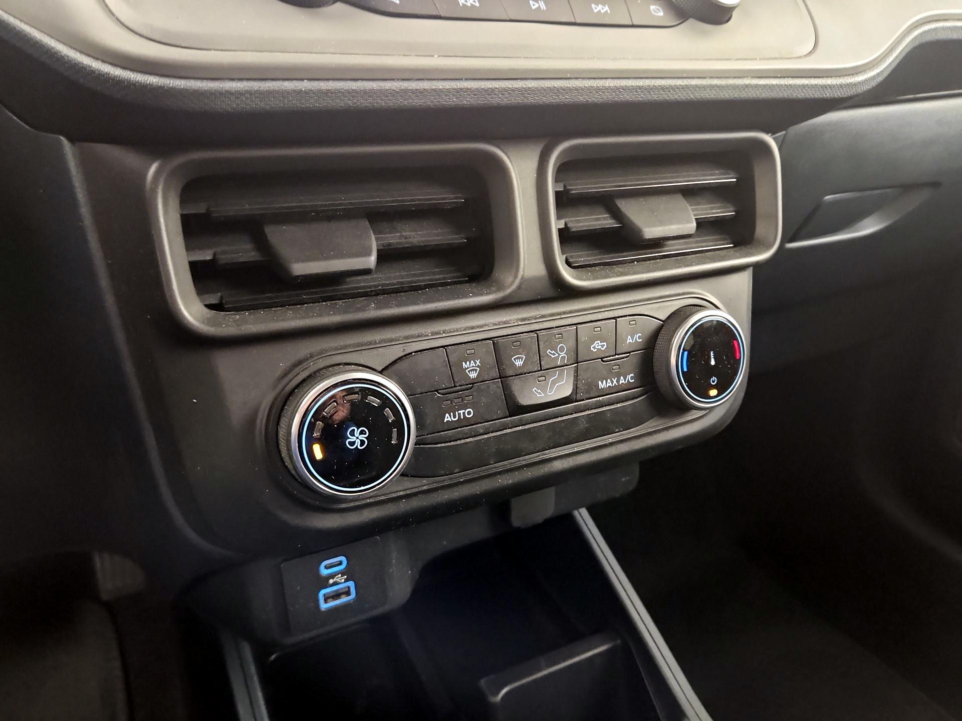 Thumbnail: 2022 Ford Maverick - 14