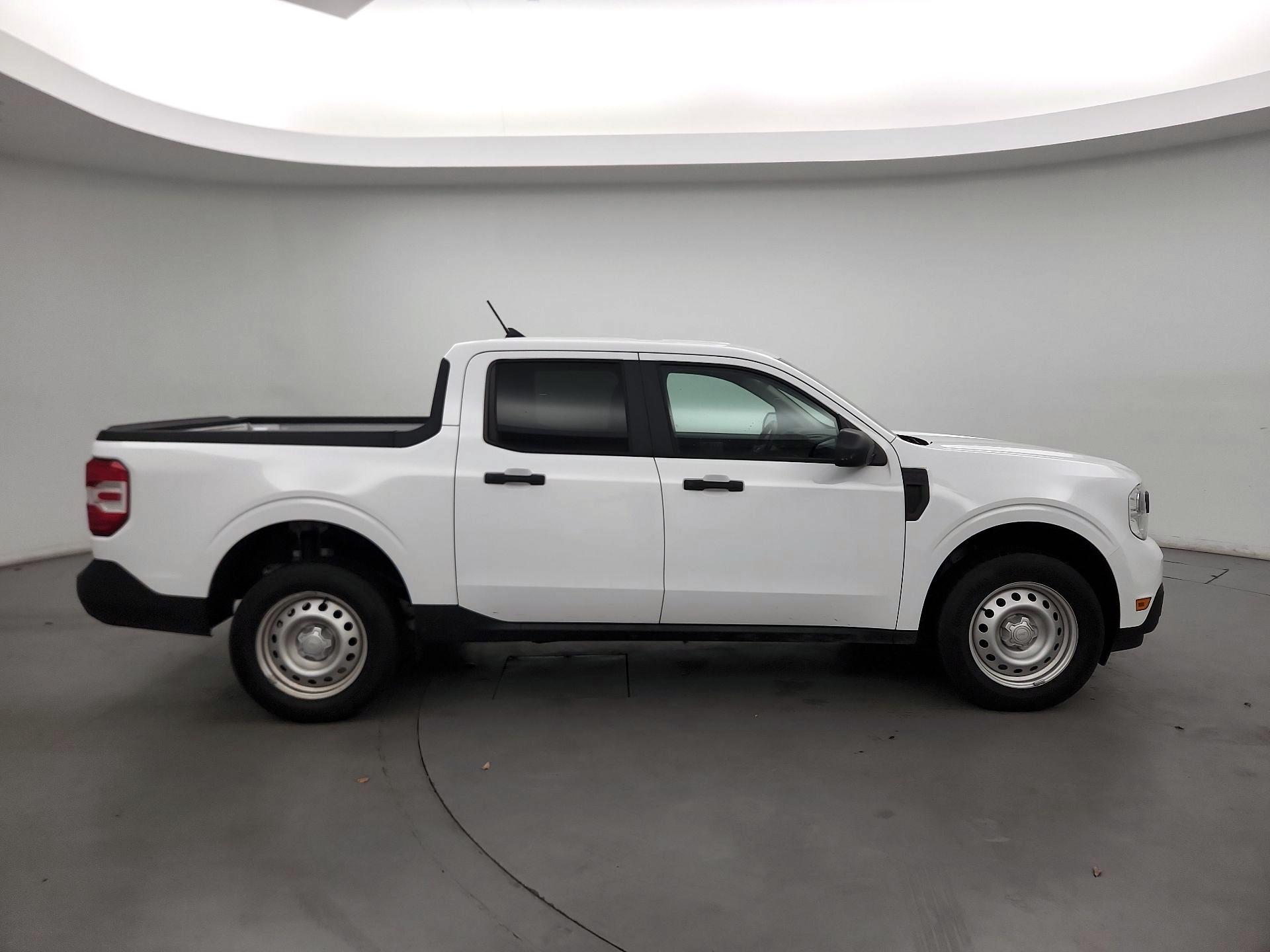 Thumbnail: 2022 Ford Maverick - 4