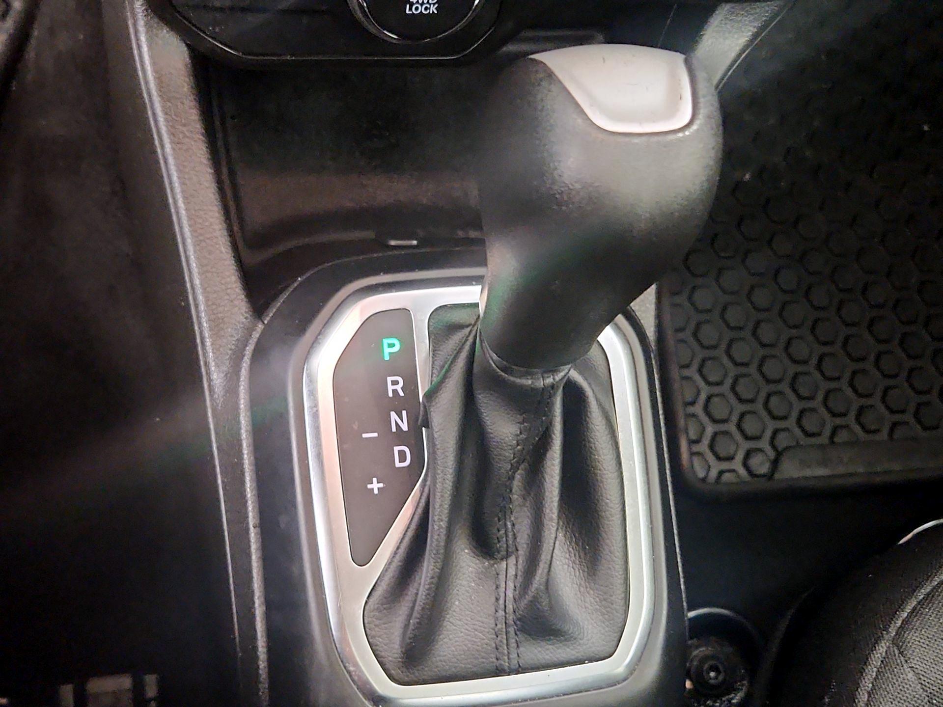 Thumbnail: 2023 Jeep Renegade - 18