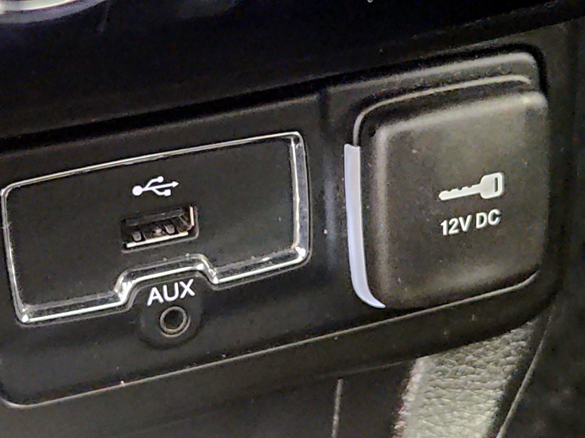 Thumbnail: 2023 Jeep Renegade - 19