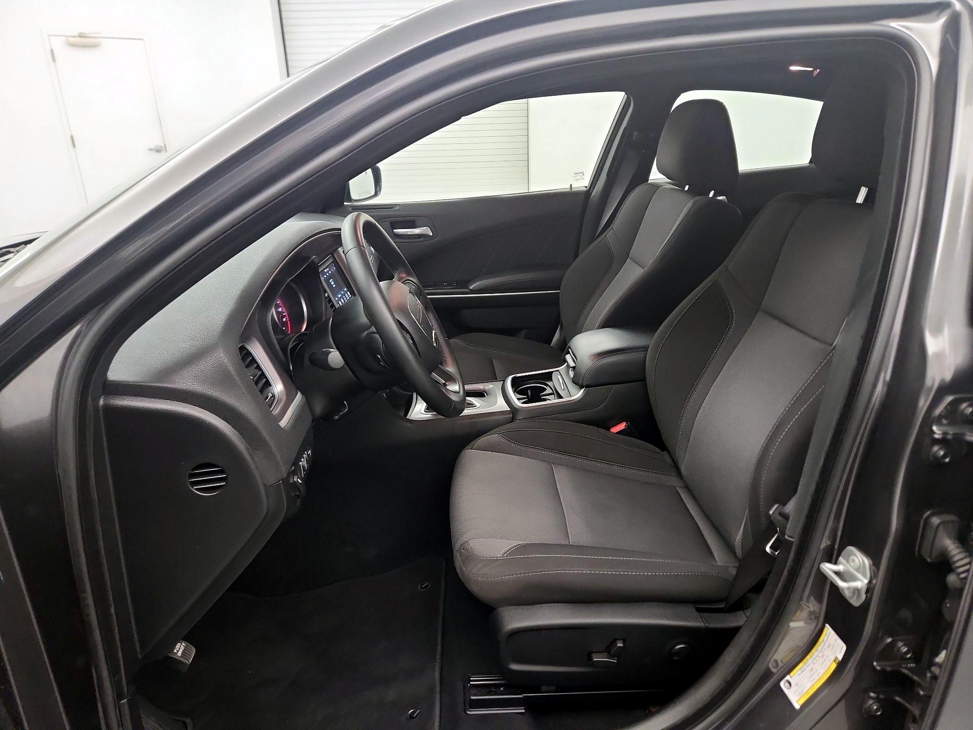 Thumbnail: 2022 Dodge Charger - 9