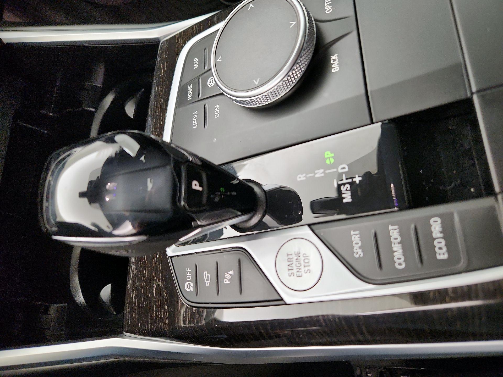 Thumbnail: 2021 BMW 3 Series - 18