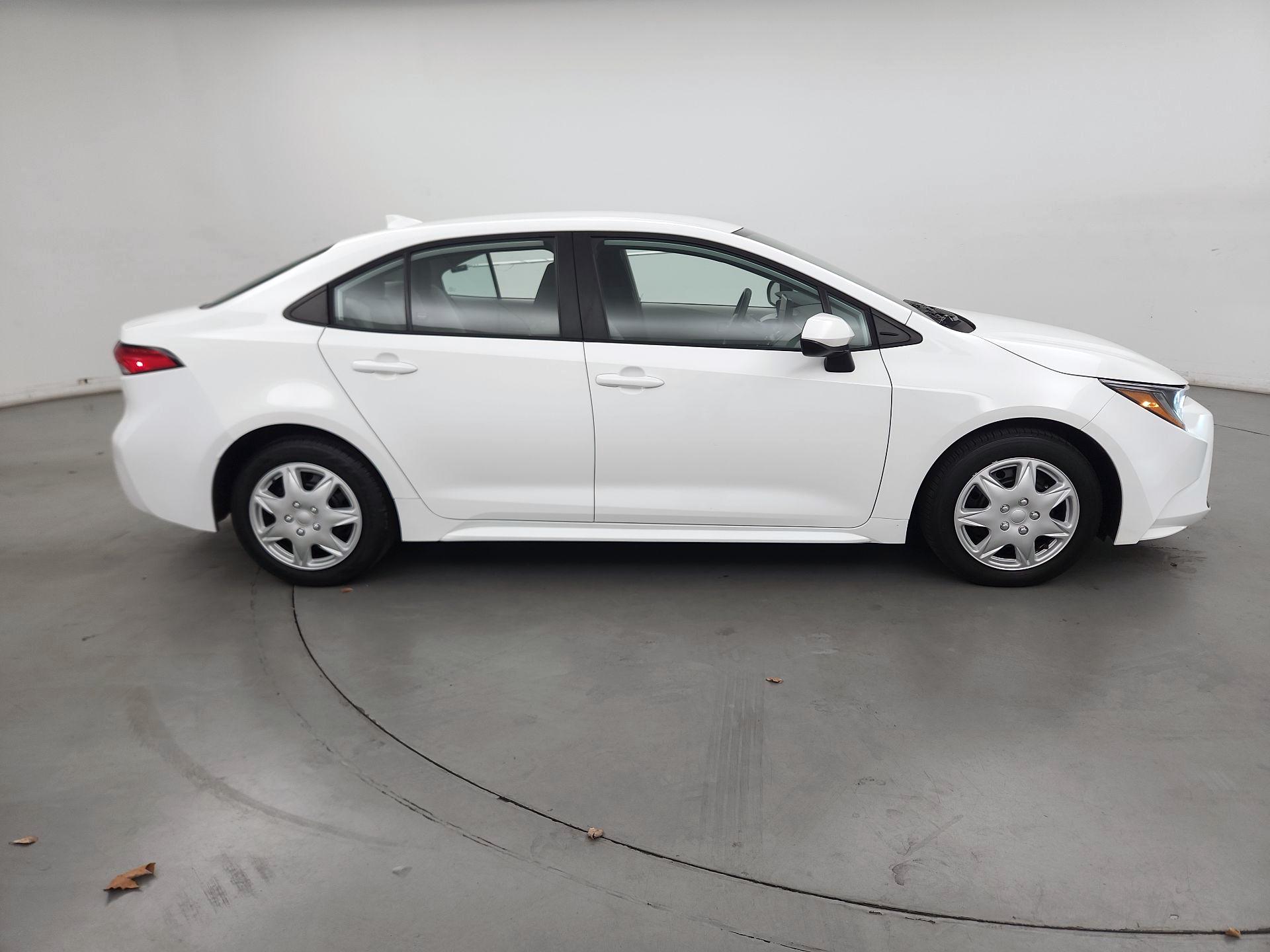 Thumbnail: 2023 Toyota Corolla - 4