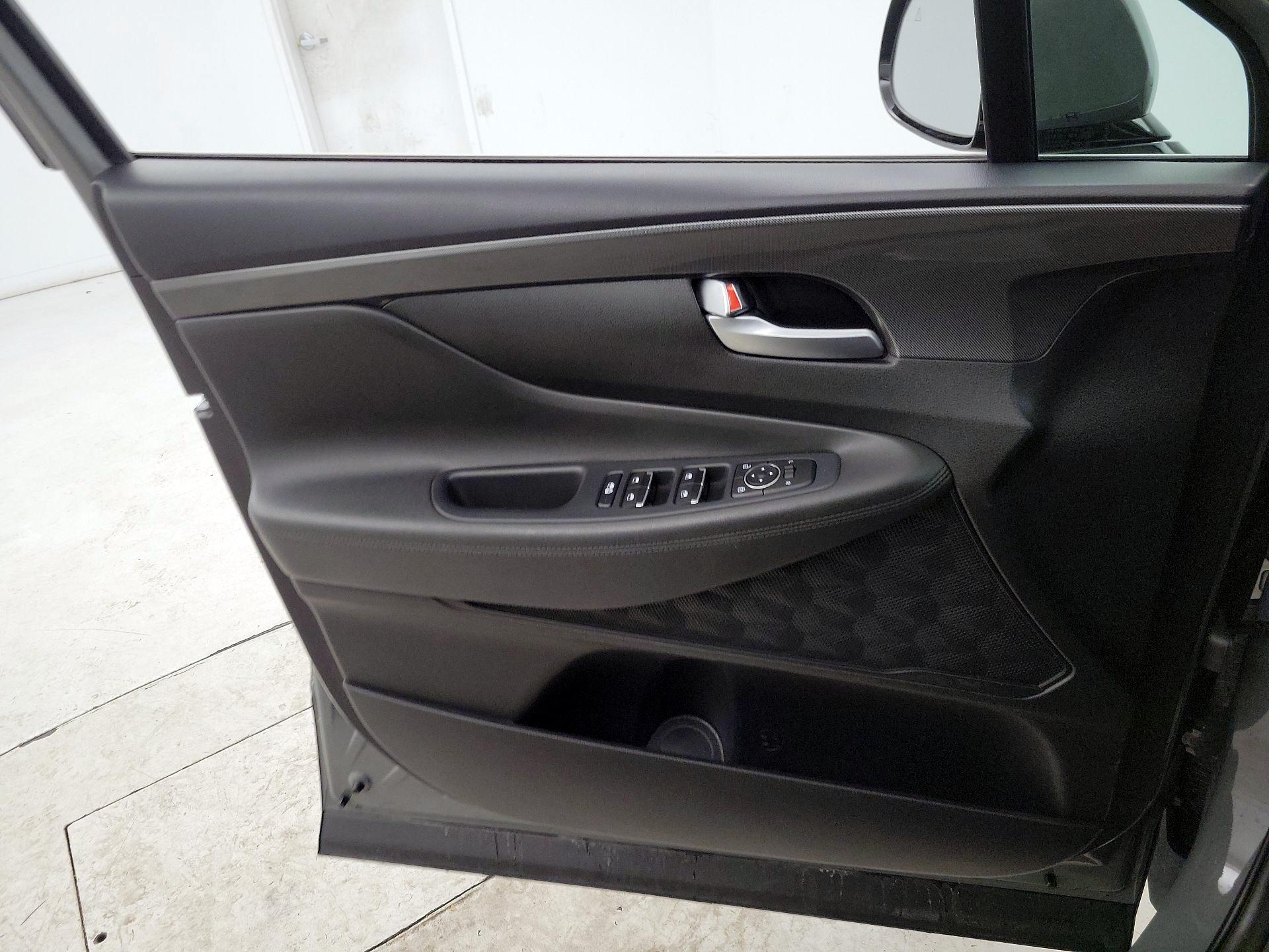 Thumbnail: 2023 Hyundai Santa Fe - 12