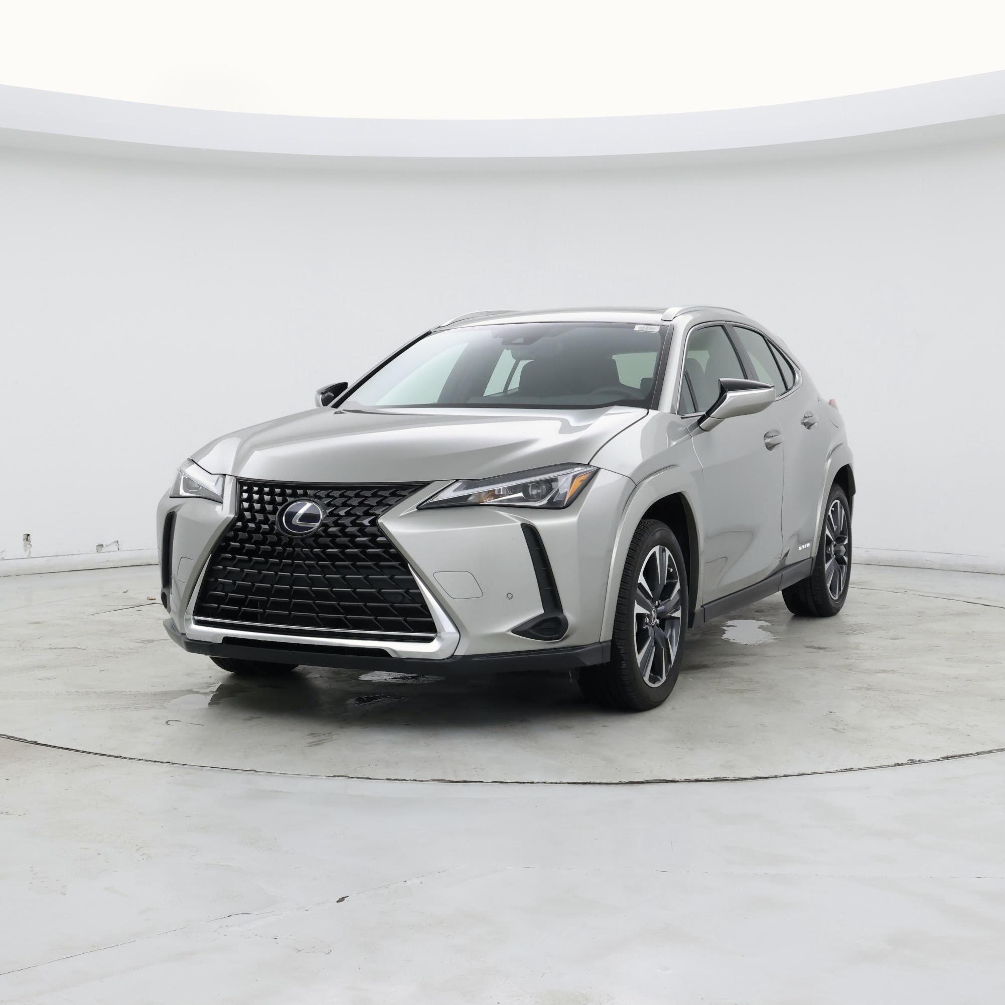 Thumbnail: 2022 Lexus UX - 4