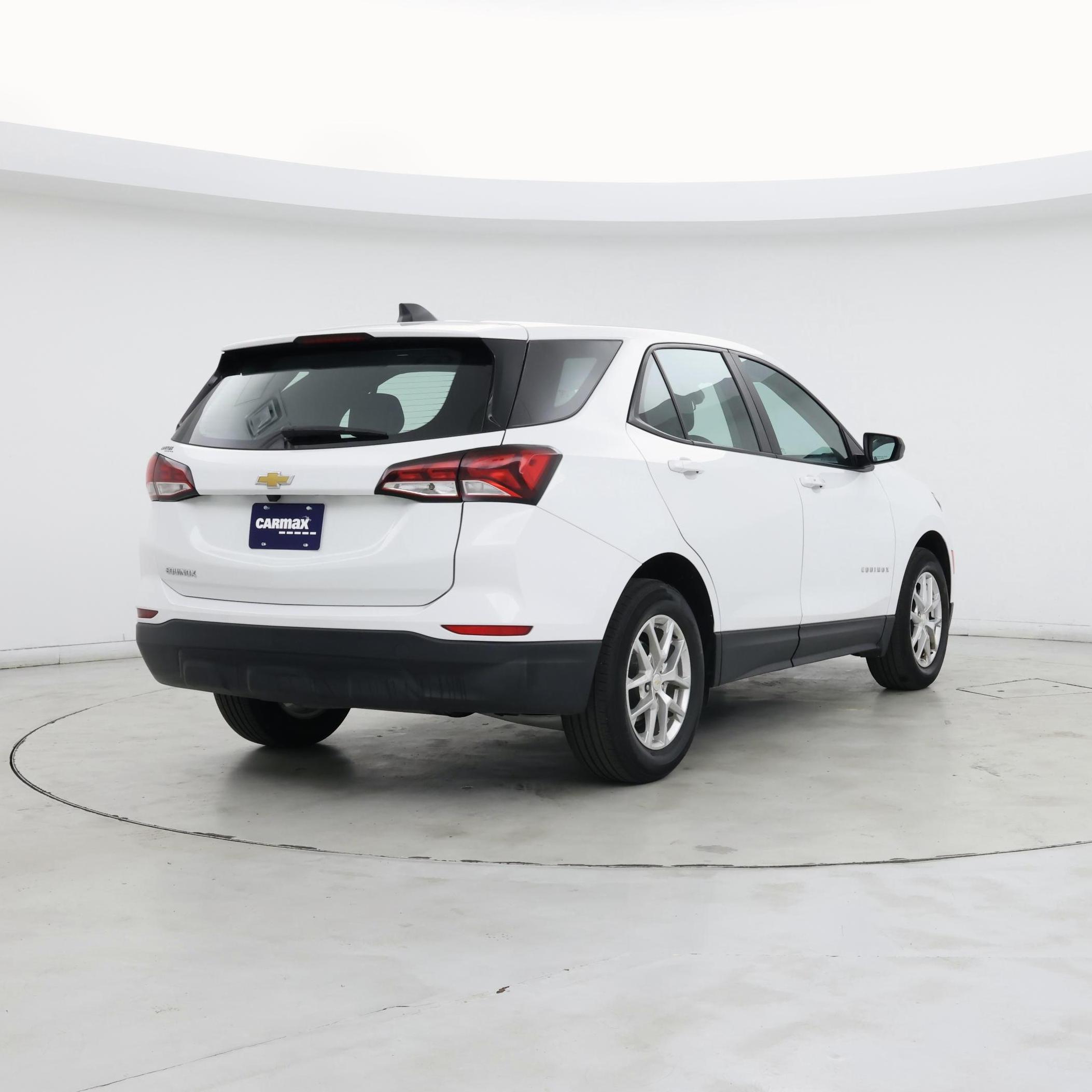 Thumbnail: 2022 Chevrolet Equinox - 8