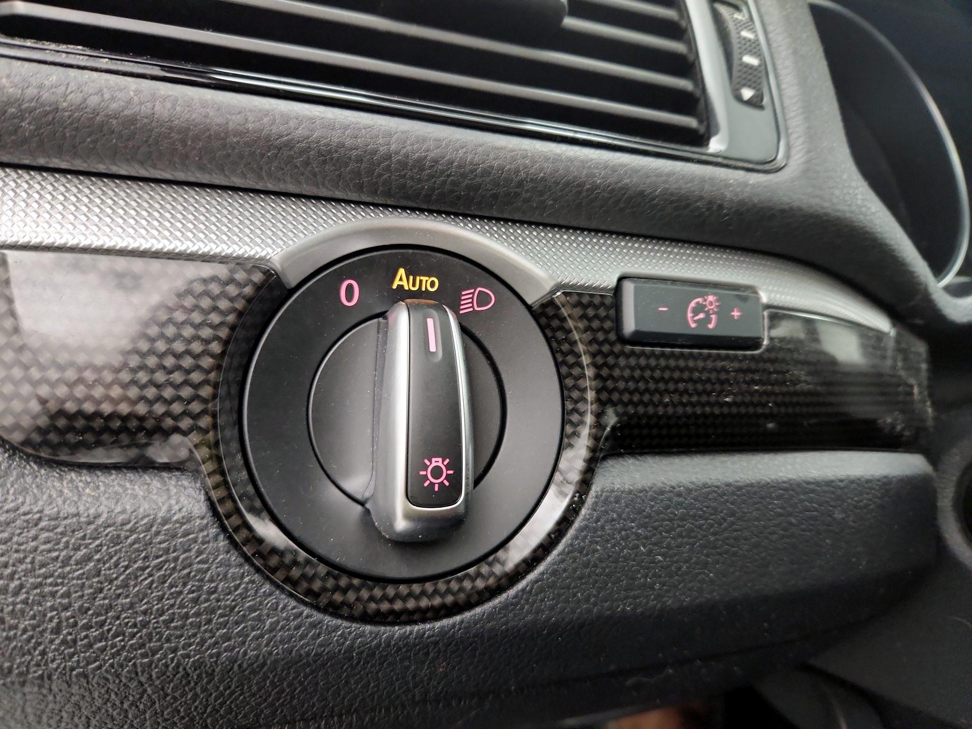 Thumbnail: 2018 Volkswagen Passat - 13