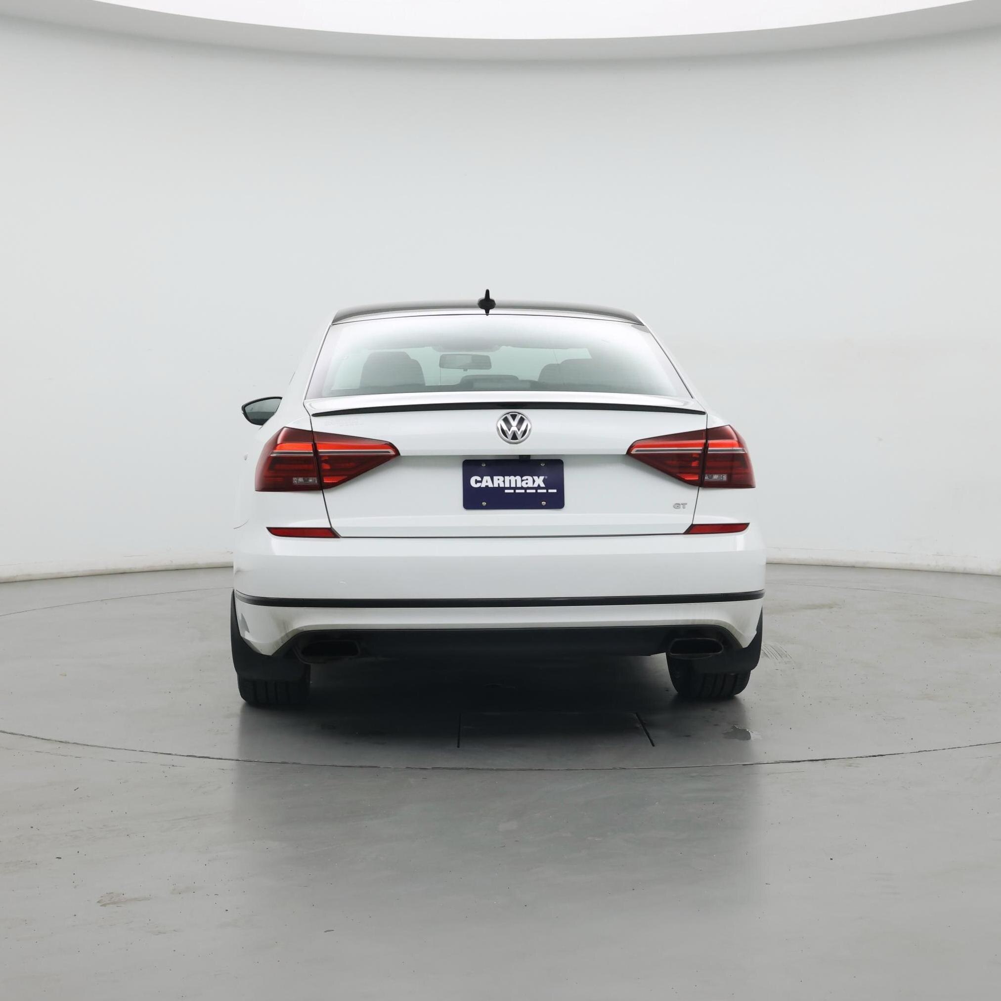 Thumbnail: 2018 Volkswagen Passat - 6