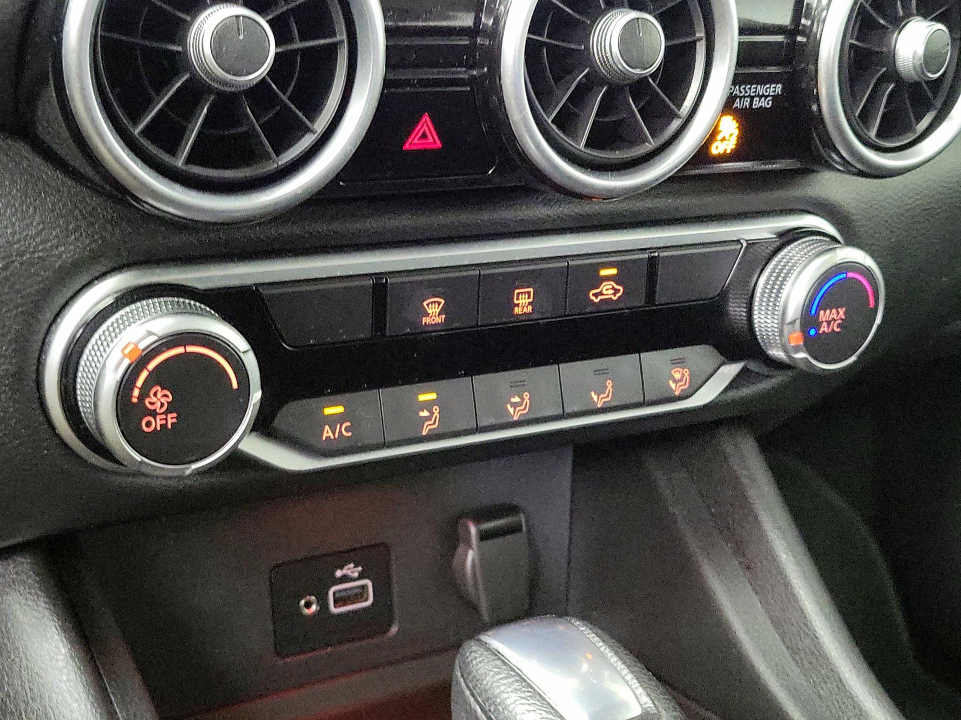 Thumbnail: 2021 Nissan Sentra - 16