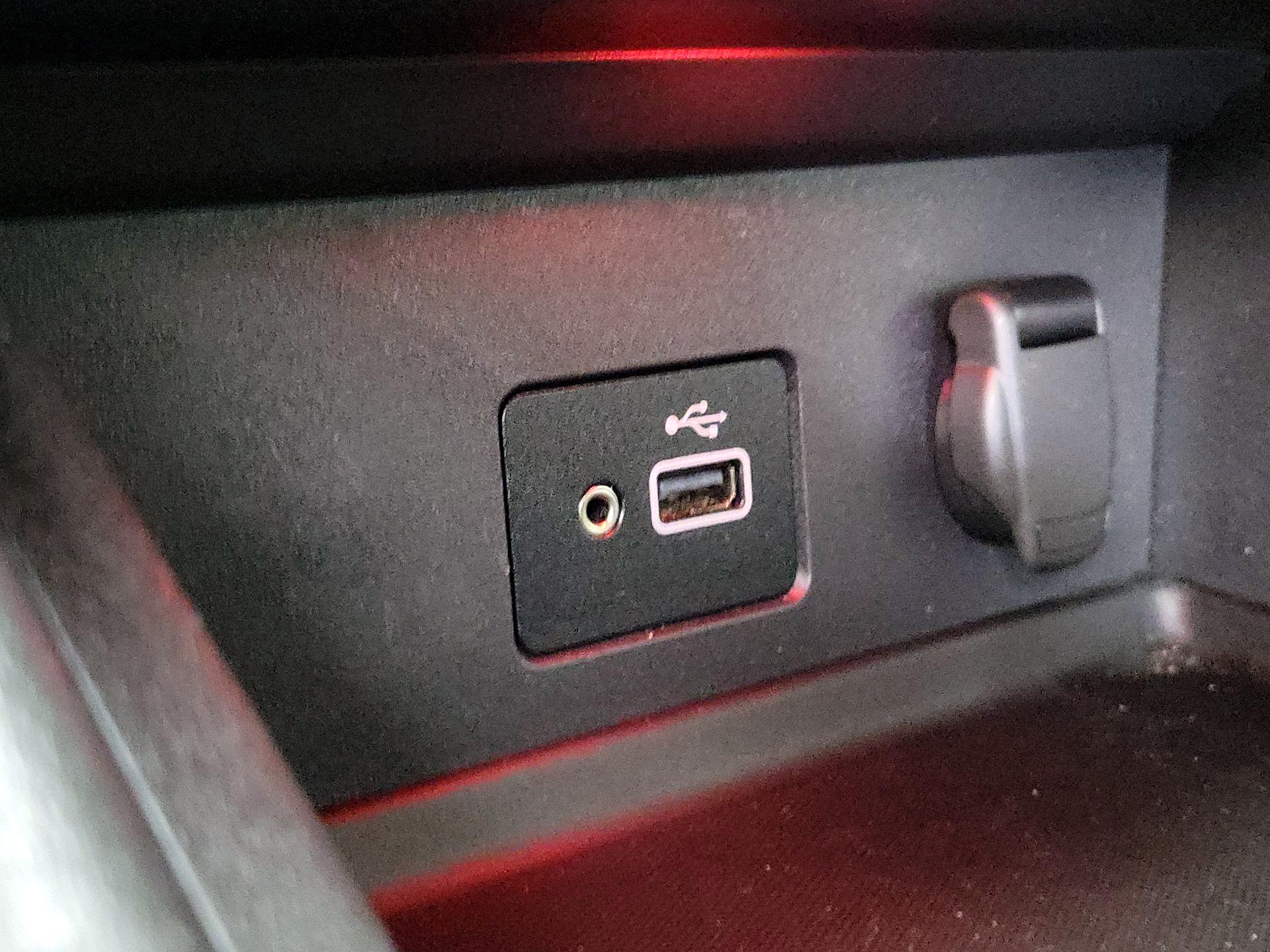 Thumbnail: 2021 Nissan Sentra - 18