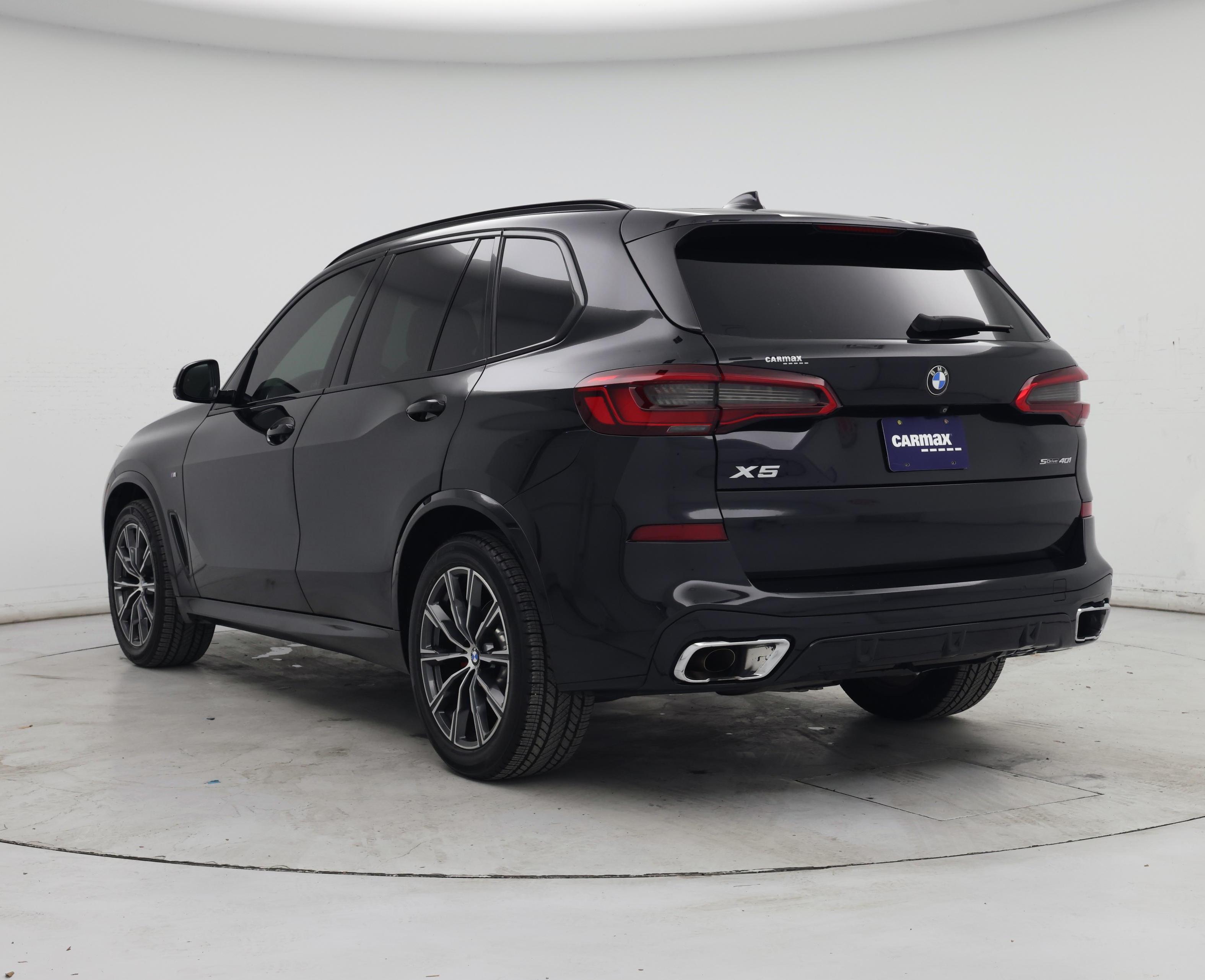 Thumbnail: 2023 BMW X5 - 2