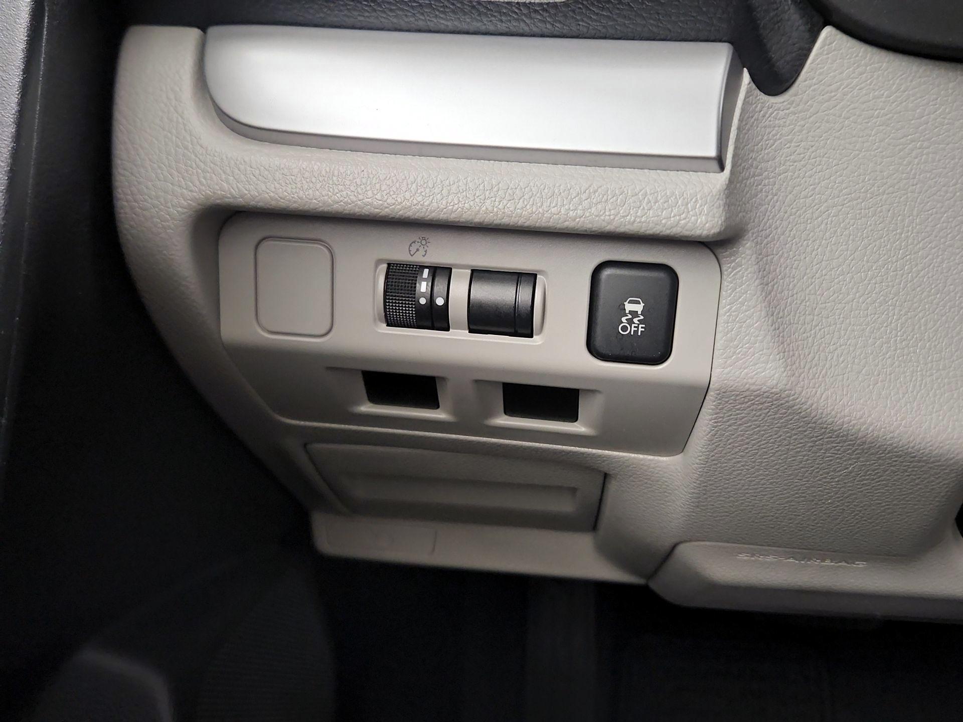 Thumbnail: 2016 Subaru Forester - 13