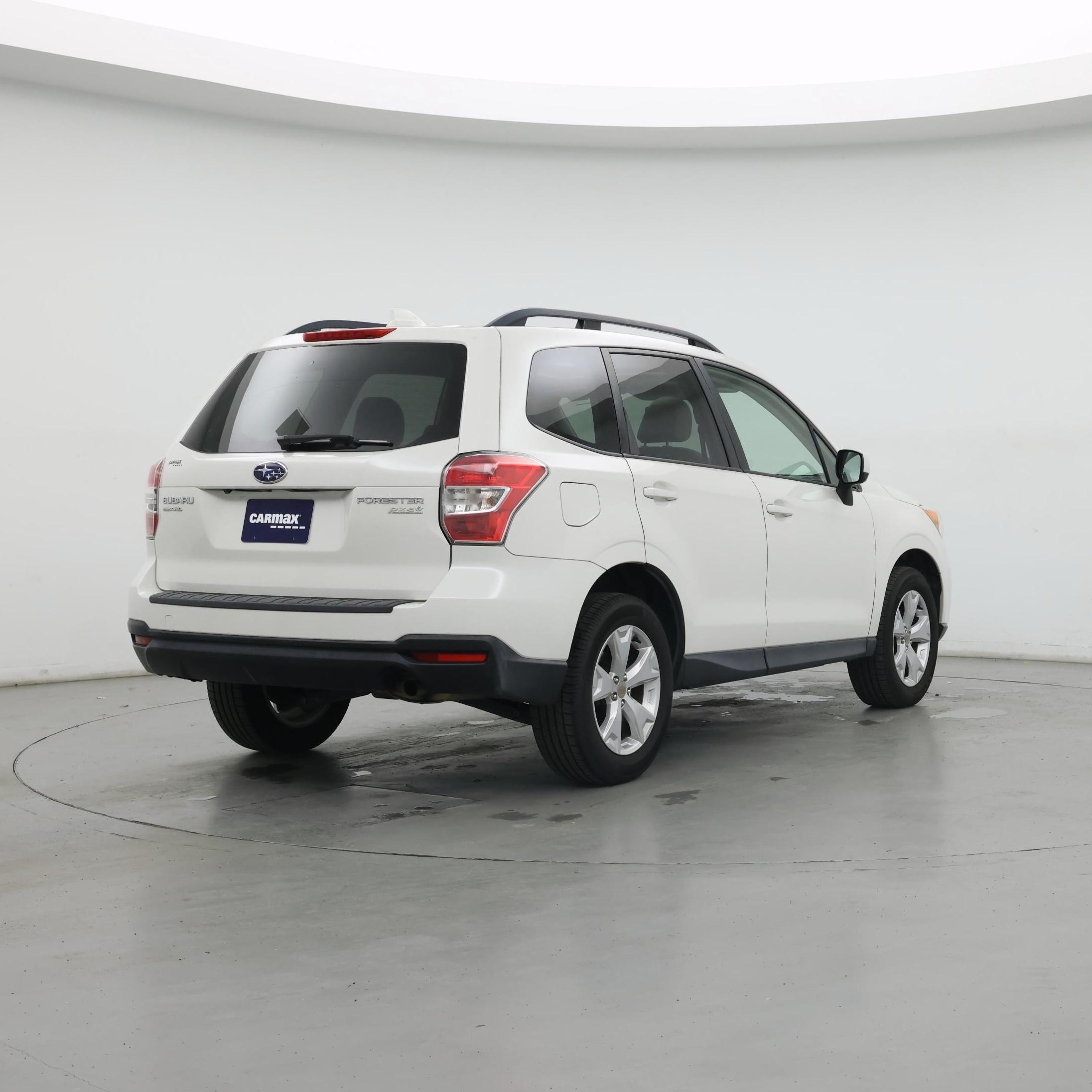 Thumbnail: 2016 Subaru Forester - 8