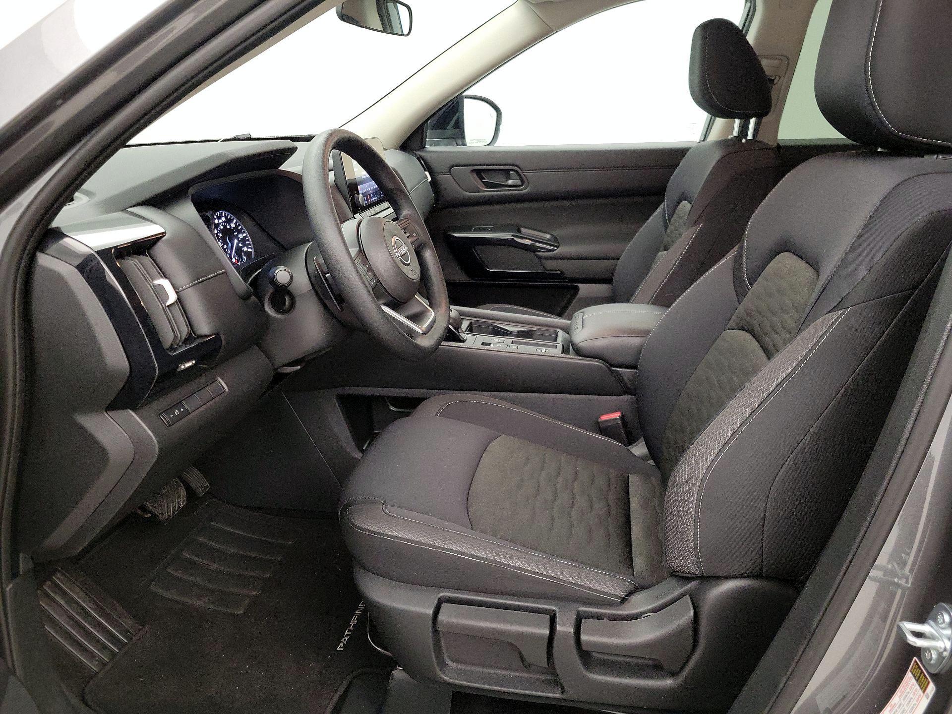 Thumbnail: 2025 Nissan Pathfinder - 11