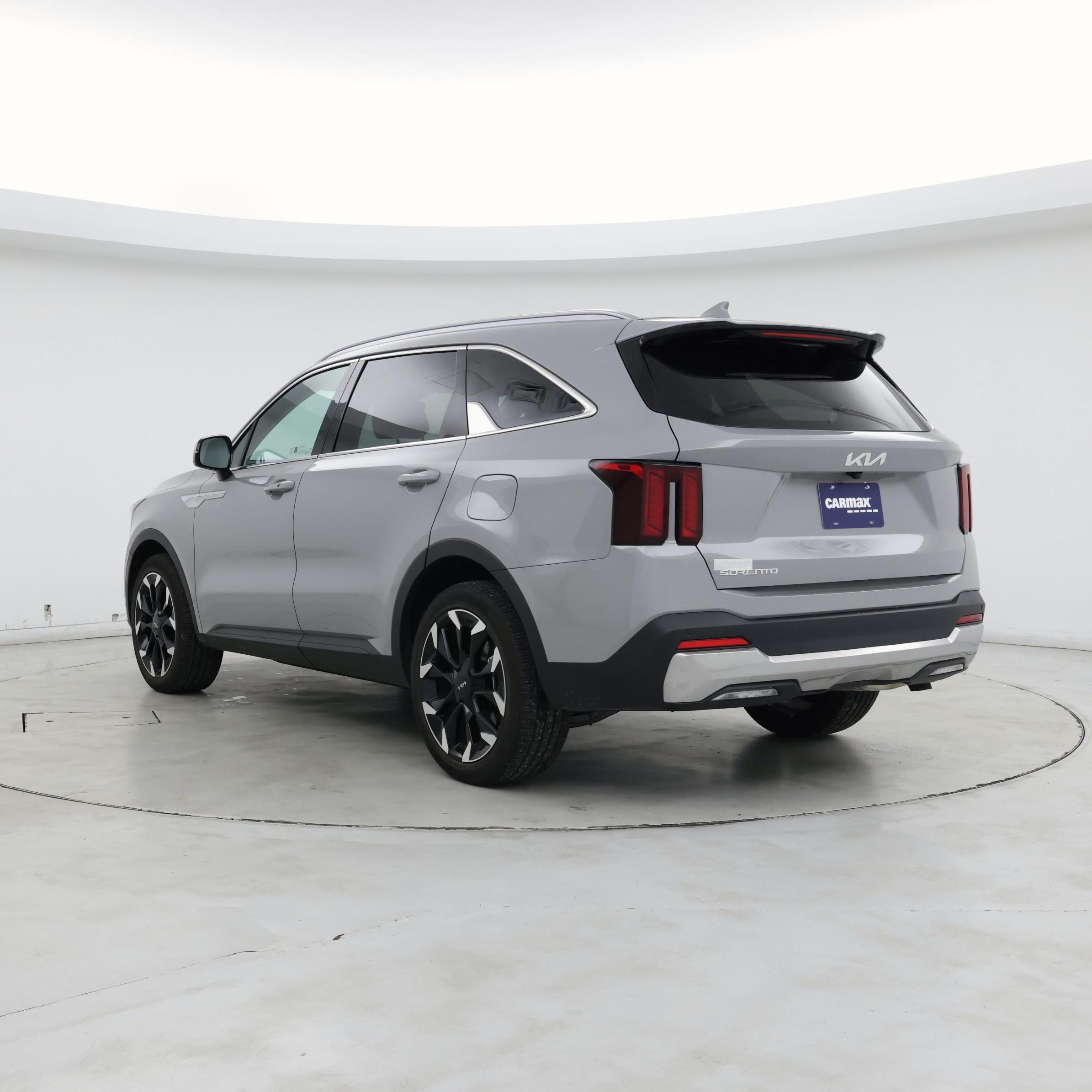 Thumbnail: 2025 Kia Sorento - 2