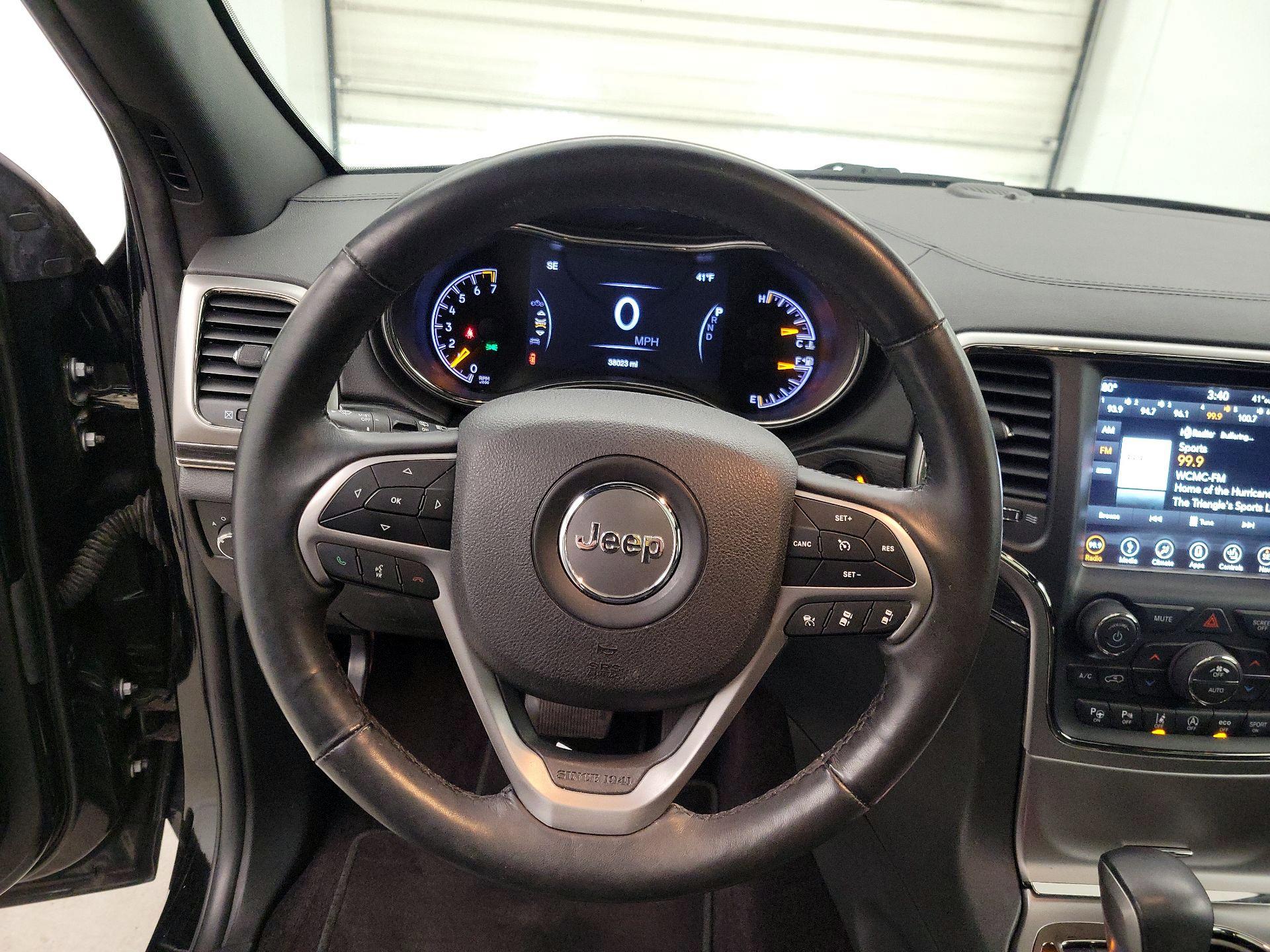 Thumbnail: 2018 Jeep Grand Cherokee - 10