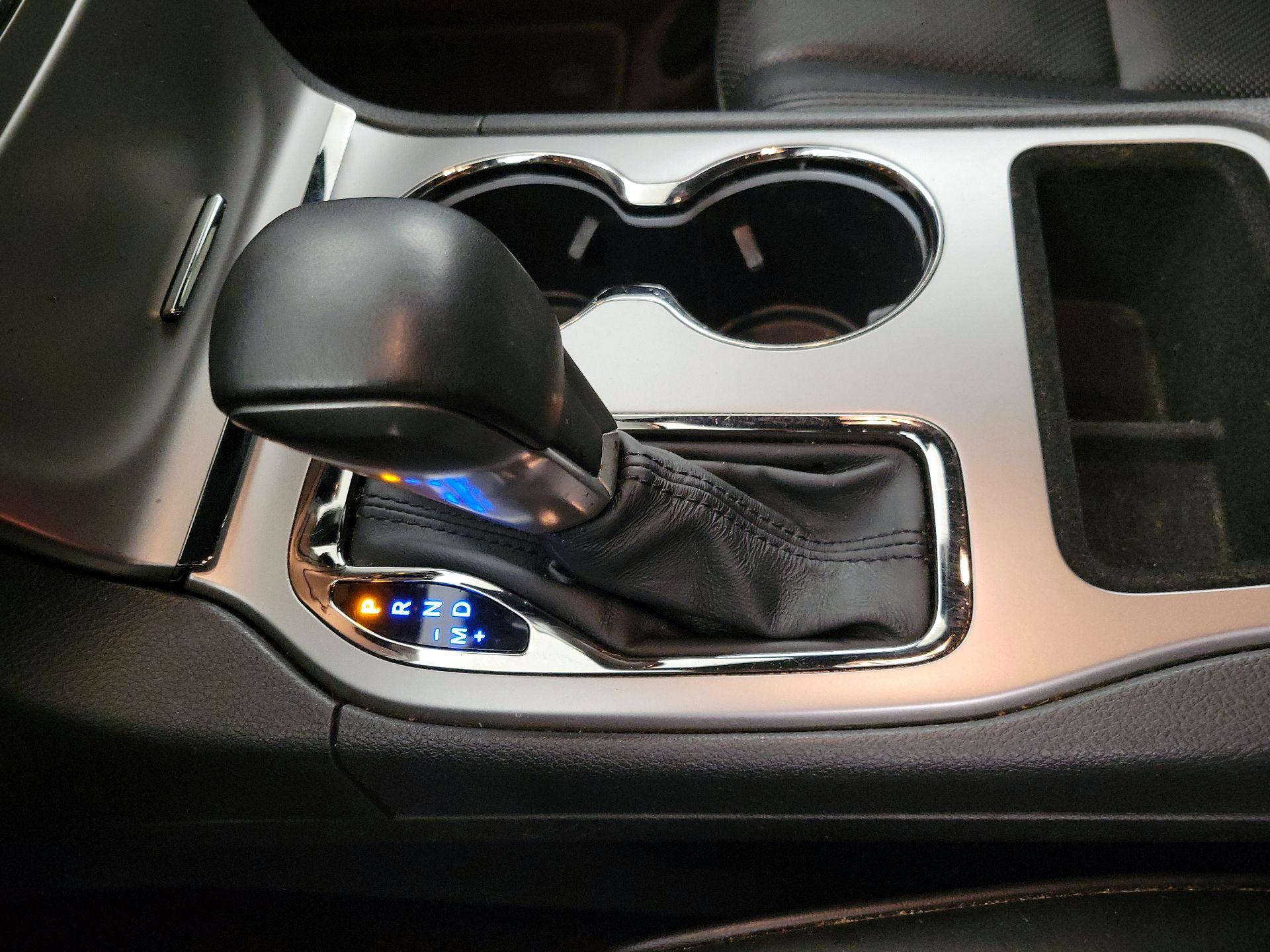 Thumbnail: 2018 Jeep Grand Cherokee - 17