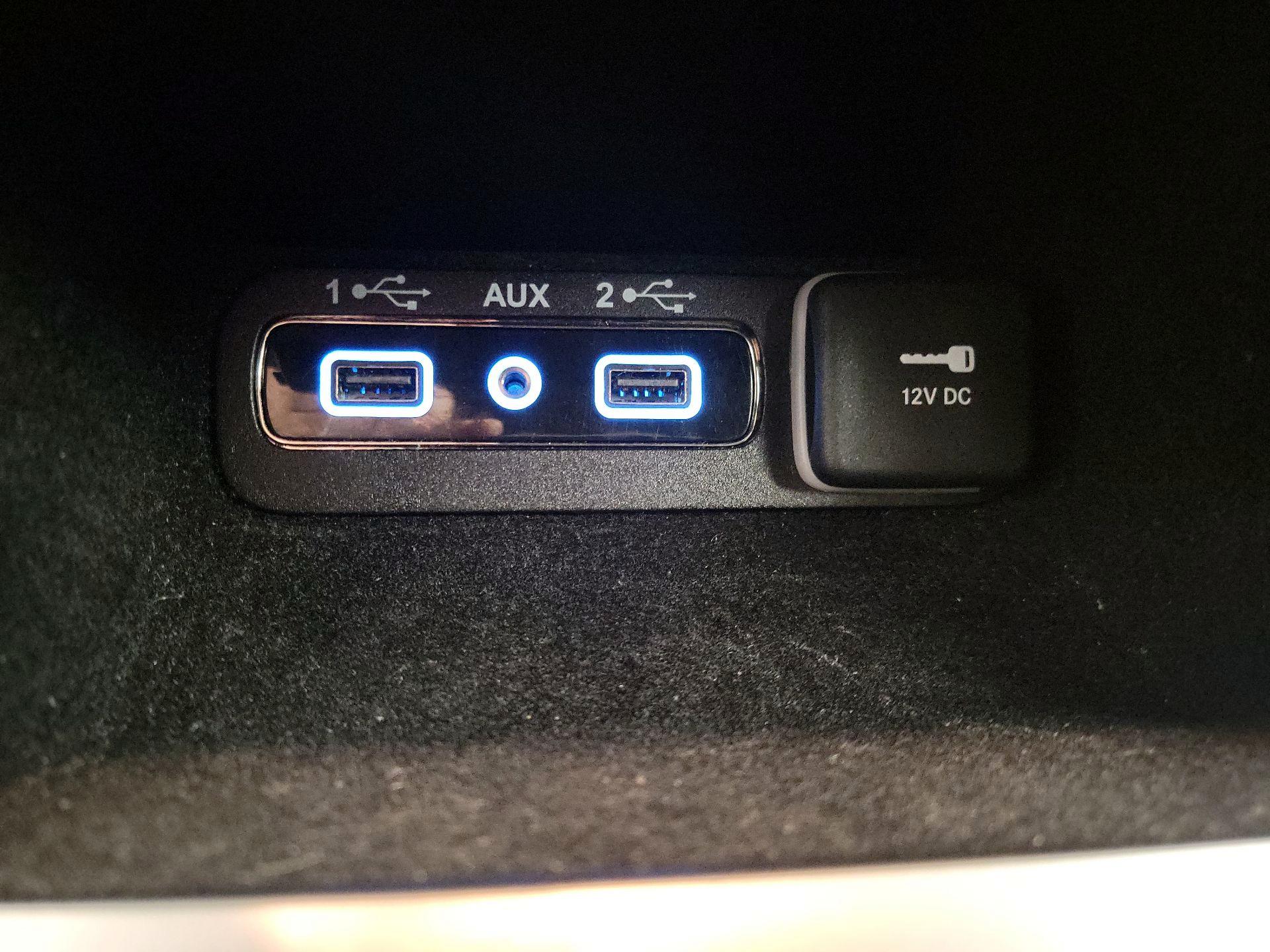 Thumbnail: 2018 Jeep Grand Cherokee - 18