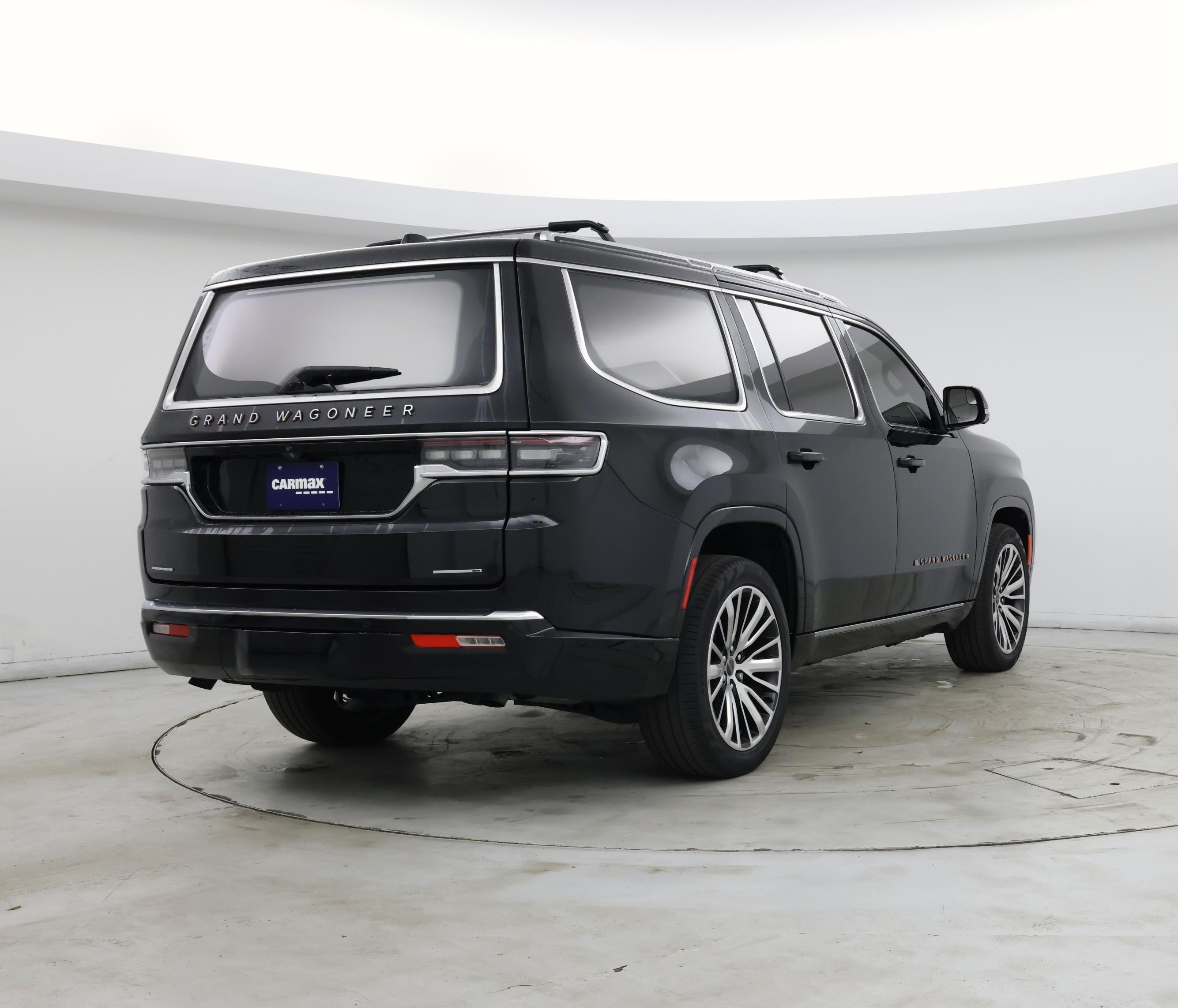 Thumbnail: 2023 Jeep Grand Wagoneer - 8