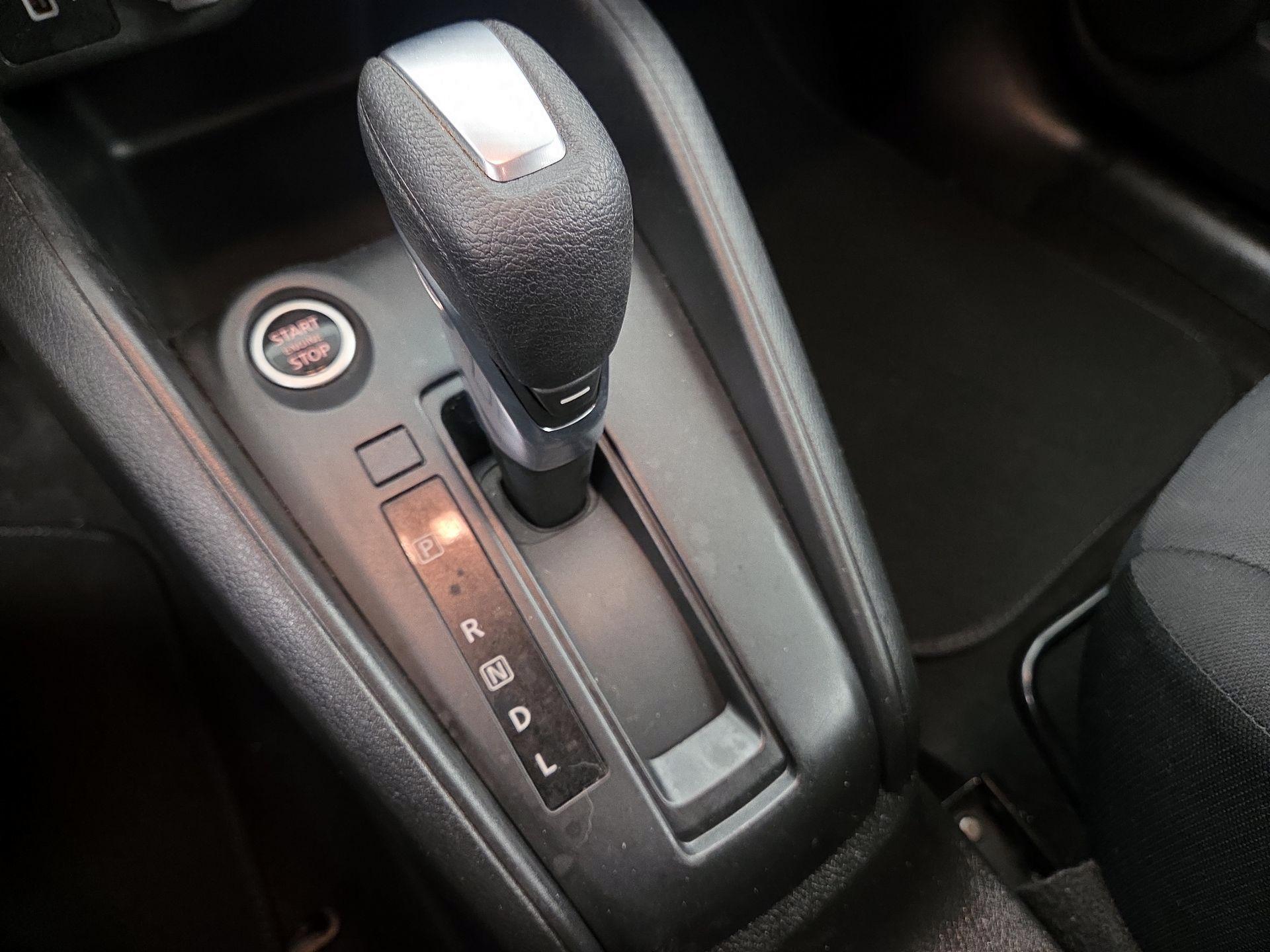 Thumbnail: 2023 Nissan Kicks - 17