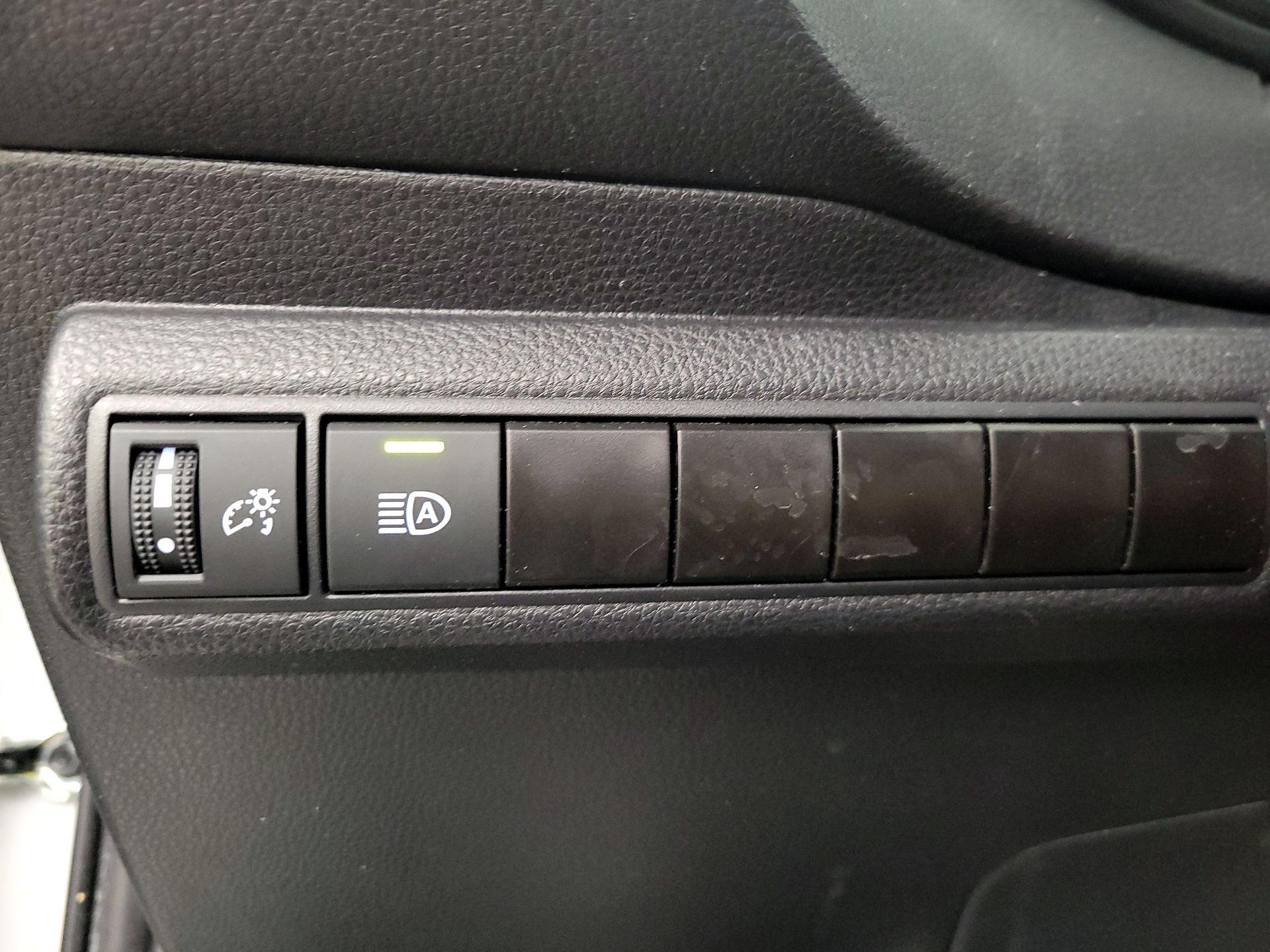 Thumbnail: 2024 Toyota Corolla - 13