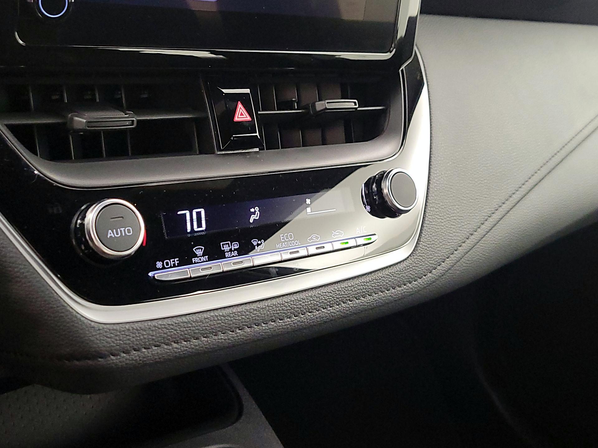 Thumbnail: 2024 Toyota Corolla - 16