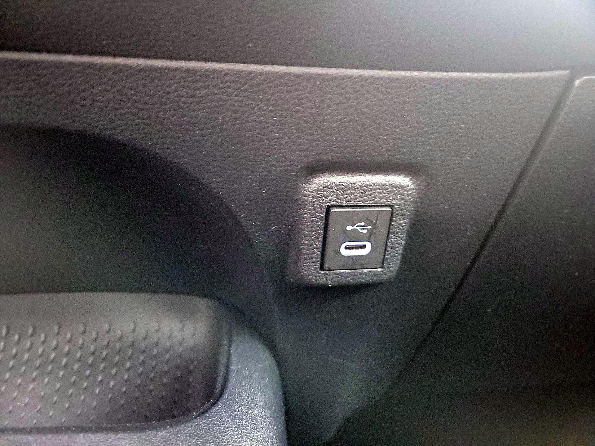 Thumbnail: 2024 Toyota Corolla - 18